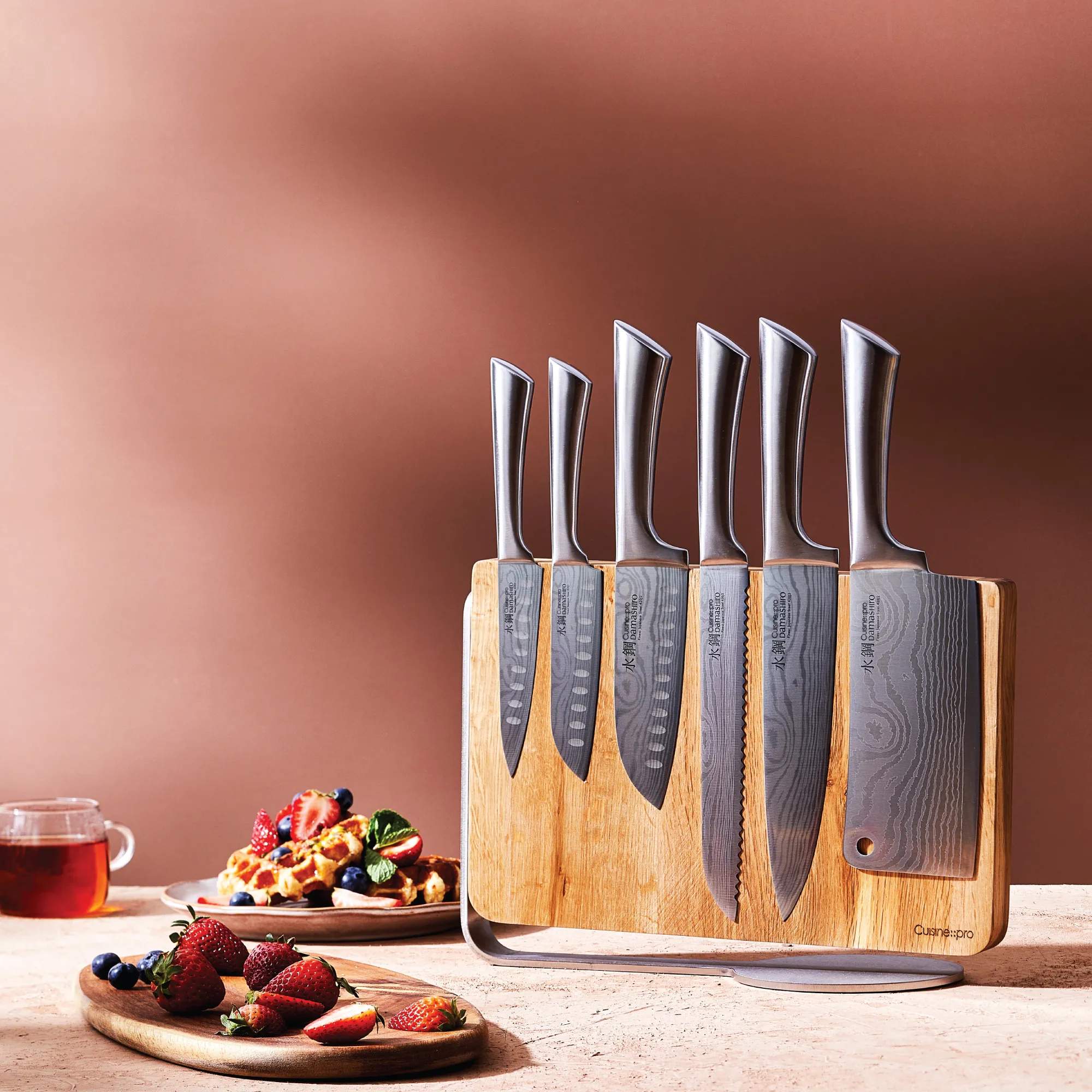 THE CUSTOM CHEF™ Knivblokke Cuisine::pro®
Damashiro® Cuisine::pro Damashiro® Meiyo Knivblok i sølvfarvet/træ, 2