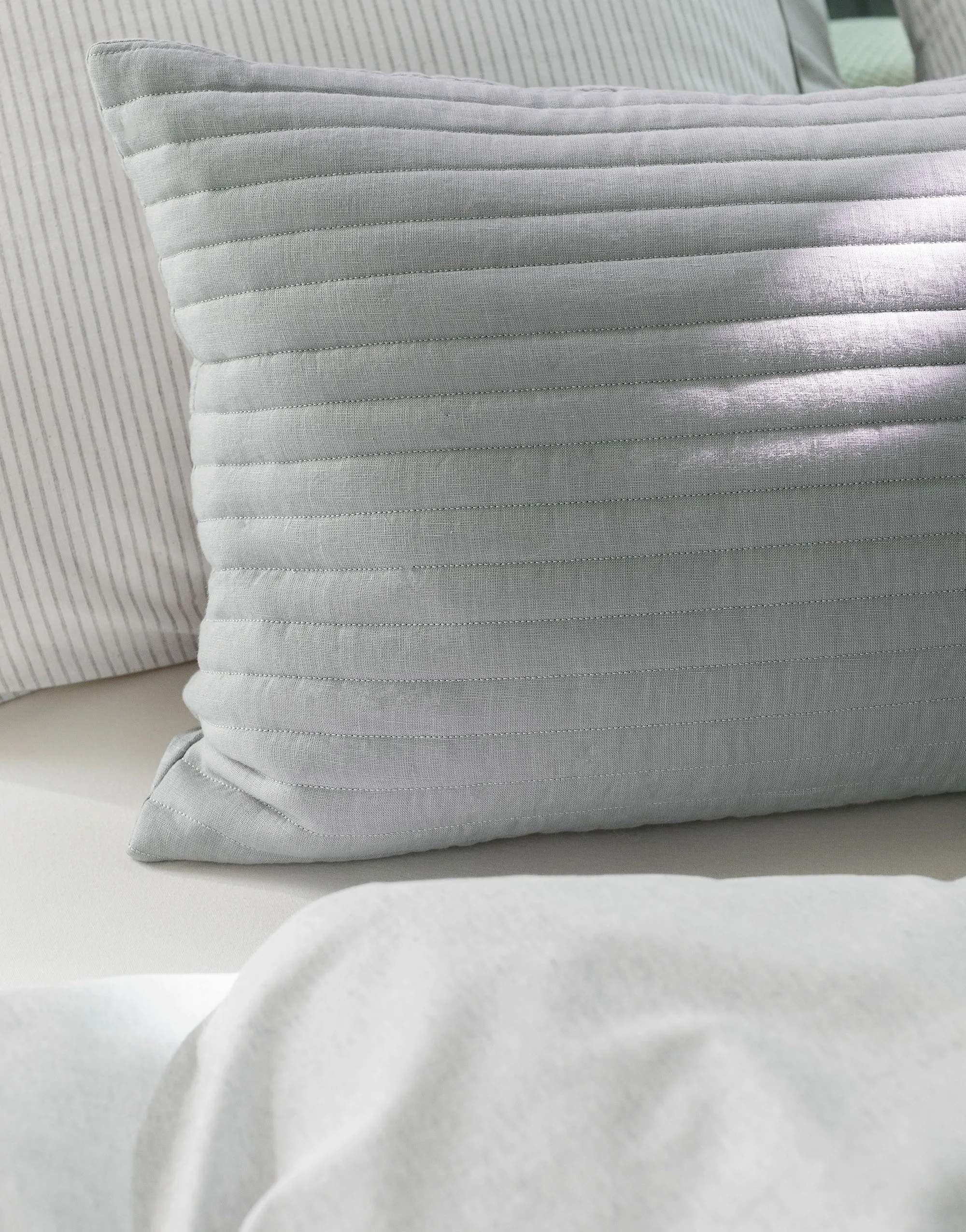 Marc O'Polo Pyntepuder Viosa Pyntepude i Soft grey, B40 x L90 cm, 4