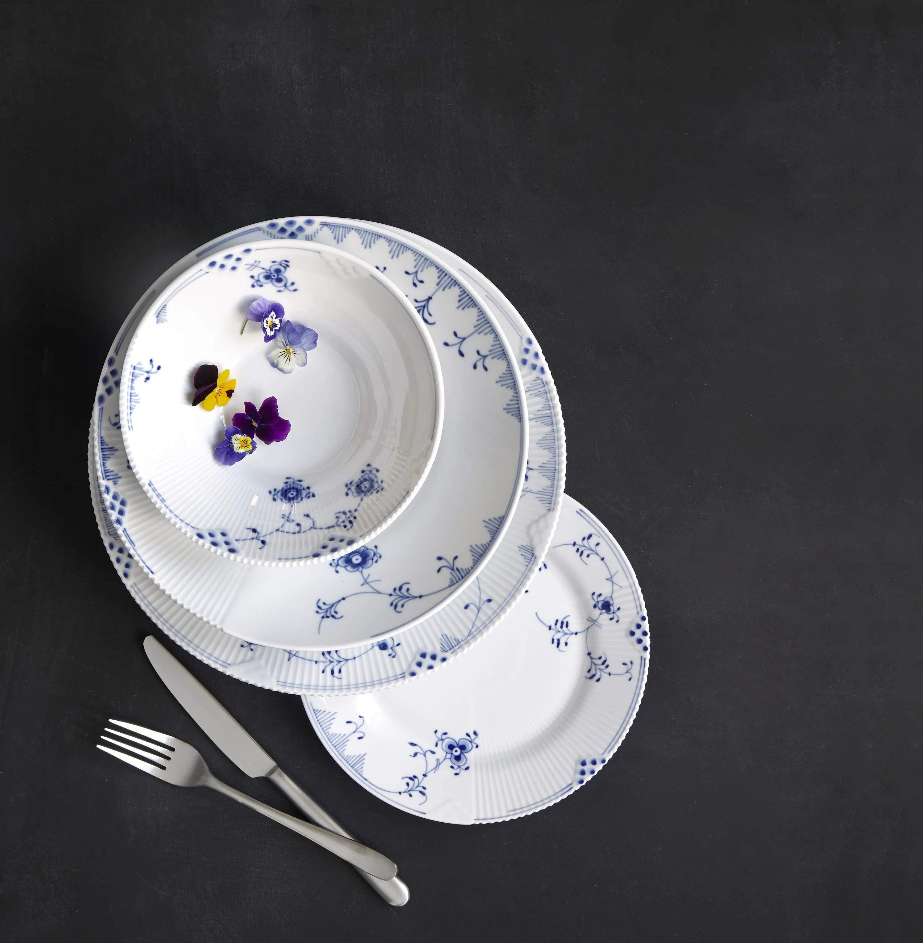 Royal Copenhagen Frokosttallerkener Blå Elements Frokosttallerken i Koboltblå/hvid, 22 cm, 2
