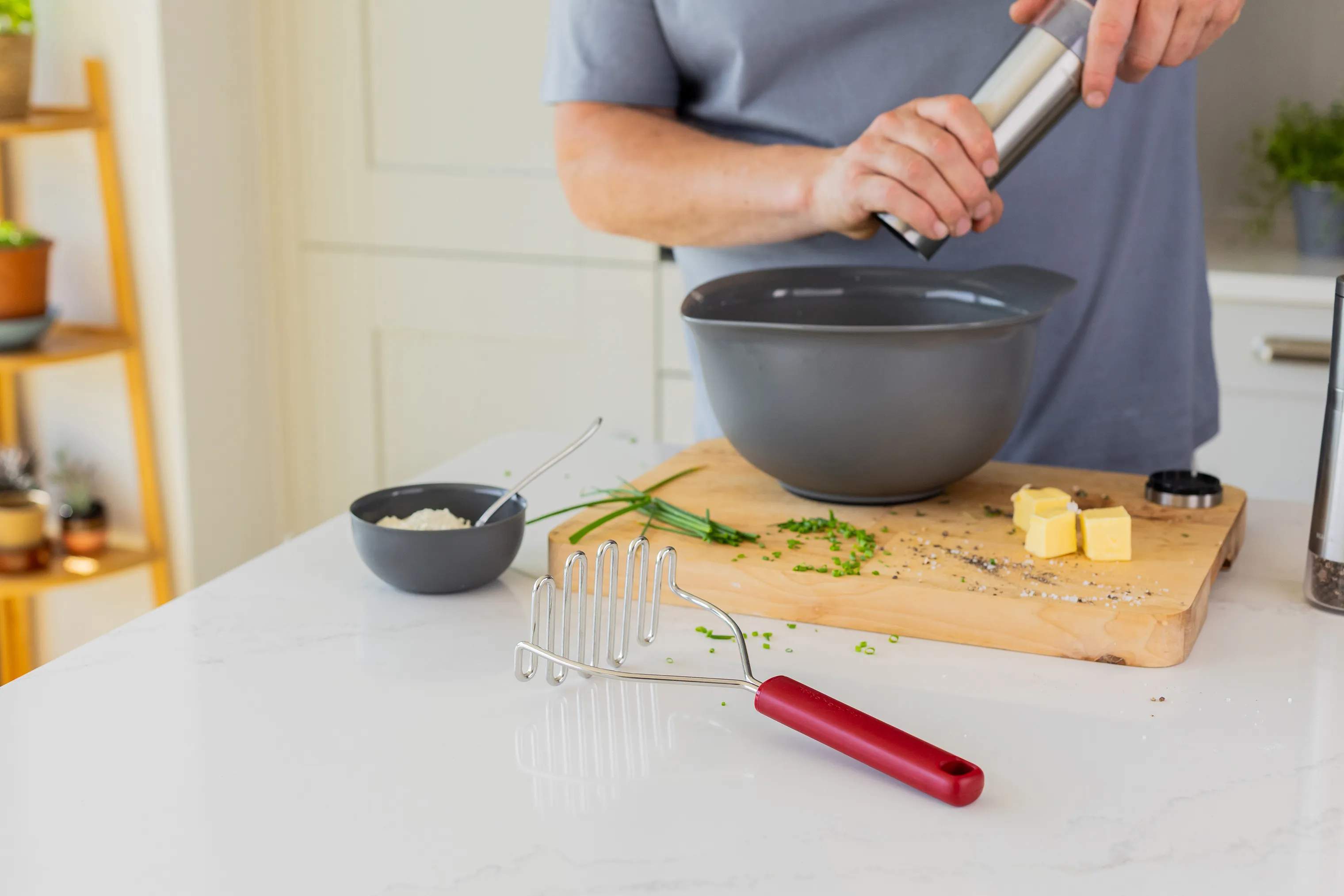 KitchenAid Kartoffelstampere Classic Kartoffelmoser i Rød, 2