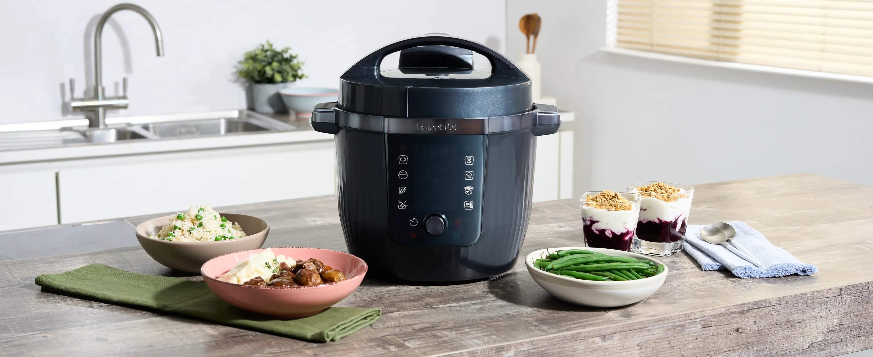 Instant Slowcookere og multicookere Instant Pot Pro Multicooker i Sort, 2