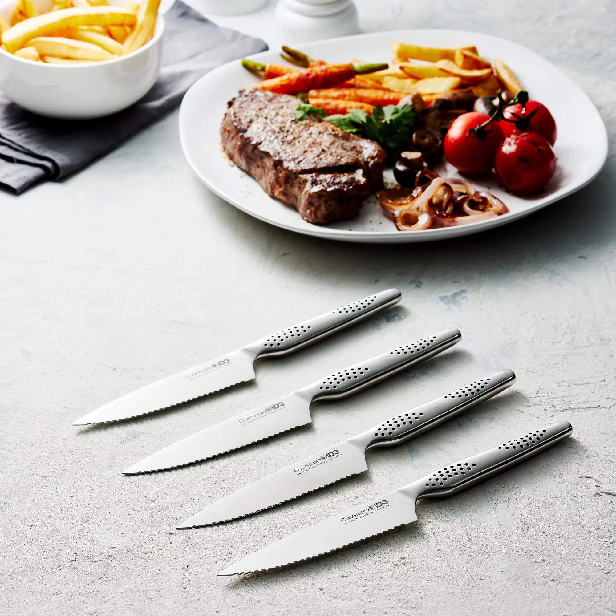 THE CUSTOM CHEF™ Steakknive Cuisine::pro®
iD3® Cuisine::pro iD3® Steakkniv - 4 stk. i Sølvfarvet, 3