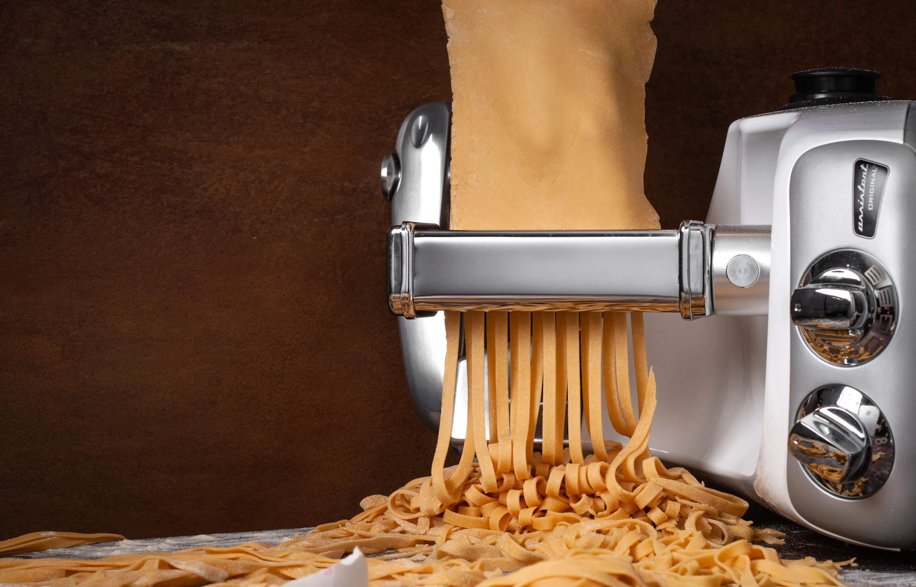 Ankarsrum Assistent Original Tilbehør til røremaskiner Pastarulle - Fettuccine i Fettuccine, 6