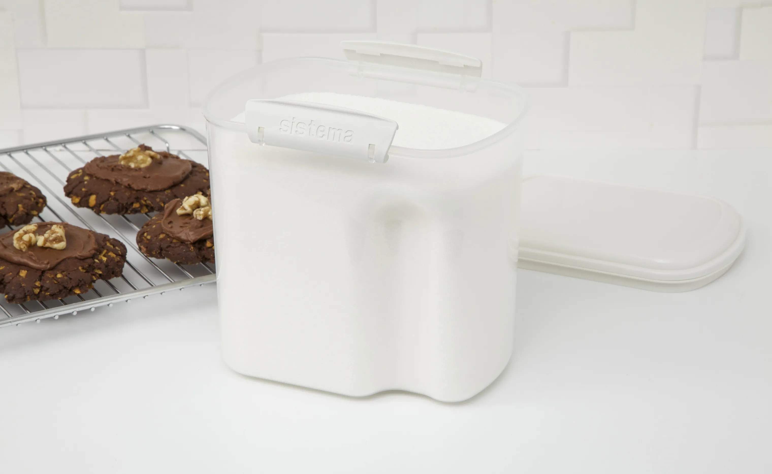 Sistema Opbevaringsbokse Bake It Bake It Opbevaringsboks m. måleske i 2.4 L, 2