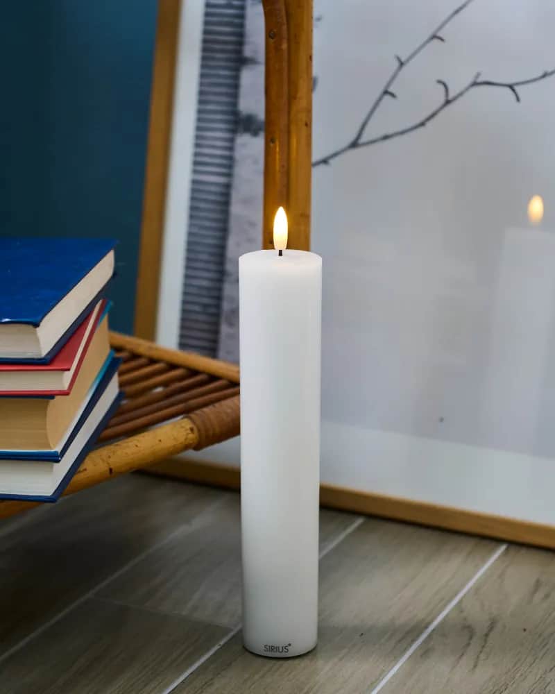 Sirius LED-lys Sille LED Bloklys i Hvid, H25 x Ø5 cm, 2