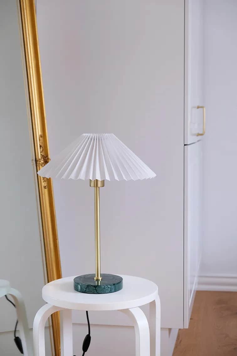 CASA Living Bordlamper Bloom Bordlampe i Grøn/messingfarvet, 2