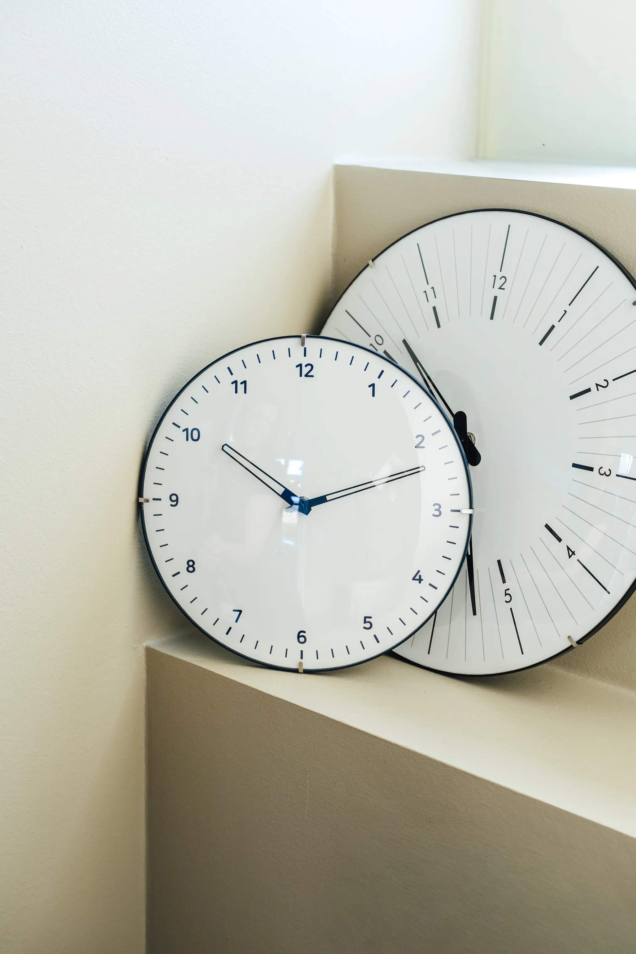 CASA Living Vægure Vægur i Hvid/sort, 25 cm, 2