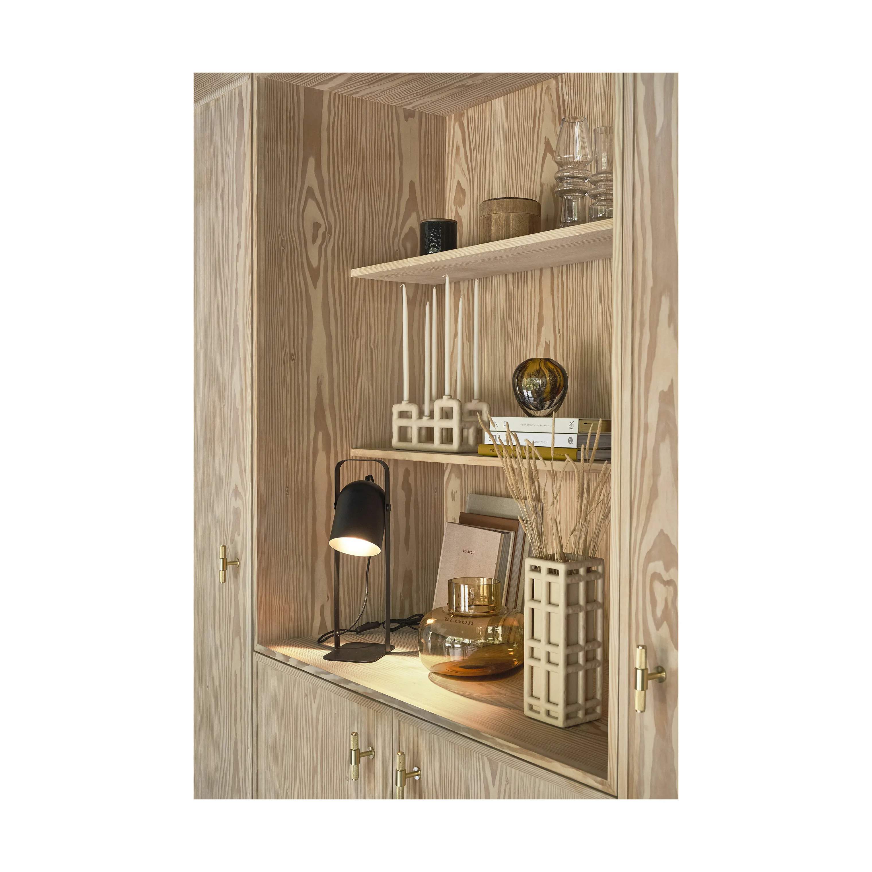 Villa Collection Kronelysestage Villa styles Lyst Lysestage i SAND, 3