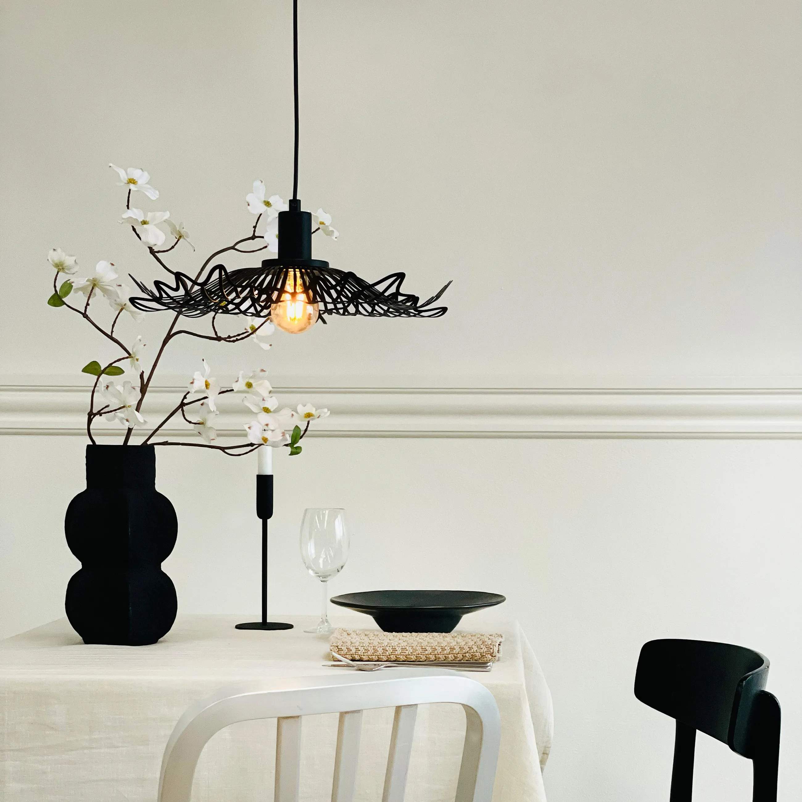Dyberg Larsen Pendler Flora Pendel i Sort, 40 cm, 2