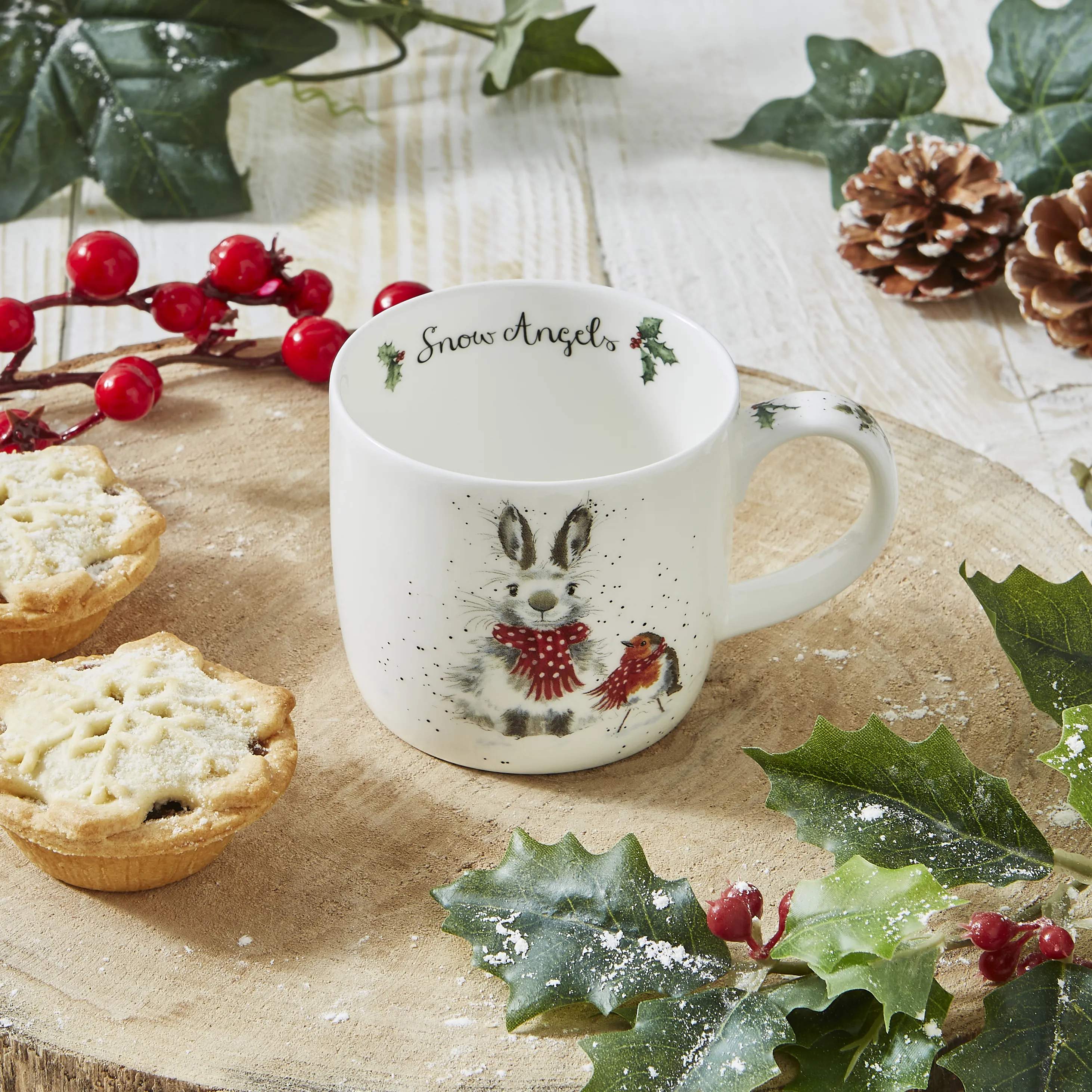 Royal Worcester Krus og kopper med hank Wrendale Krus - Snow angel i Kanin og rødhals, 2
