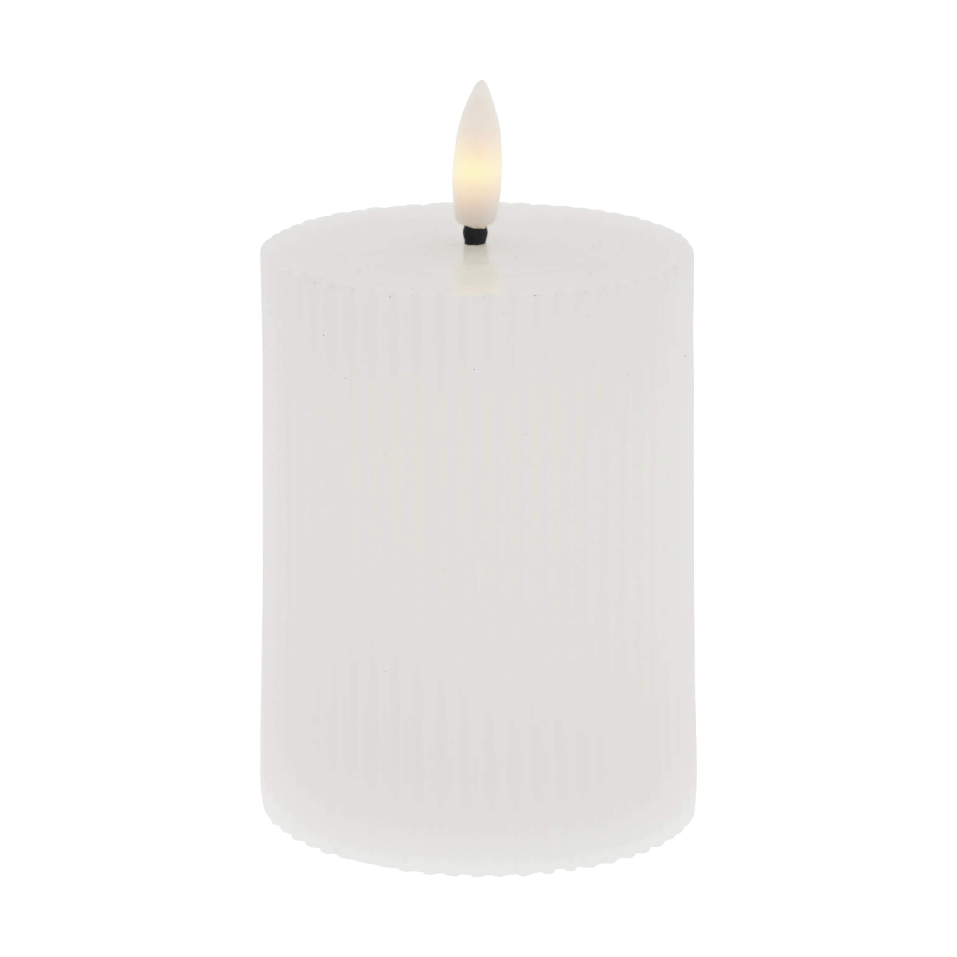 Lene Bjerre LED-lys Lillia LED Bloklys i hvid, H10 x Ø7,5 cm, 1