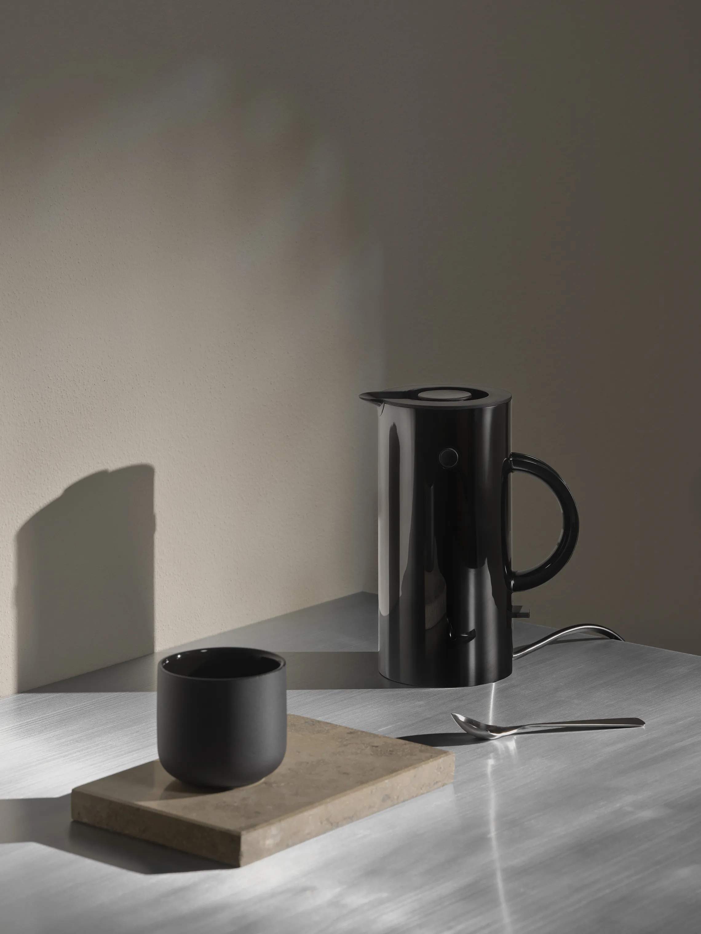 Stelton Elkedler EM77 Elkedel i Sort, 0.5 L, 2