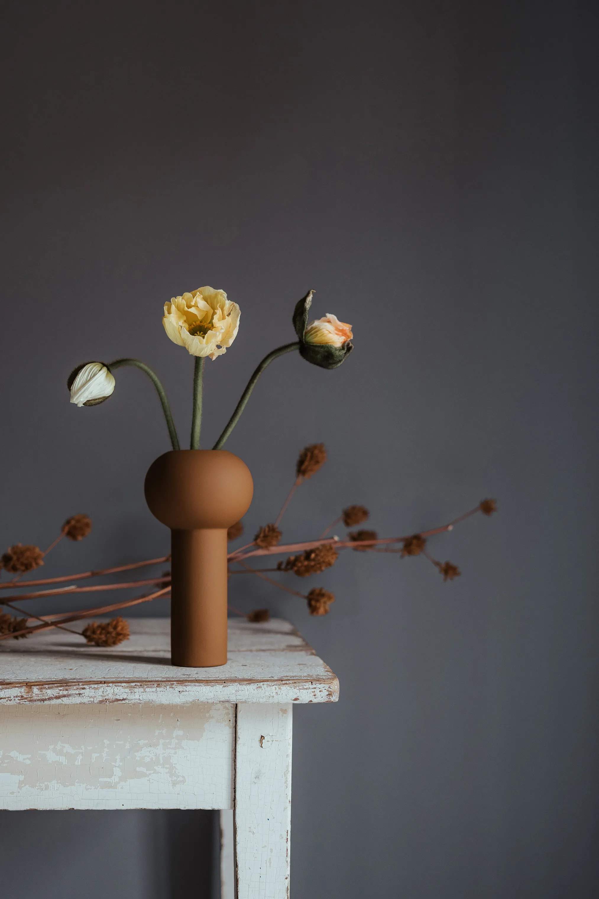 Cooee Vaser Pillar Vase i Kokosnød, 24 cm, 2
