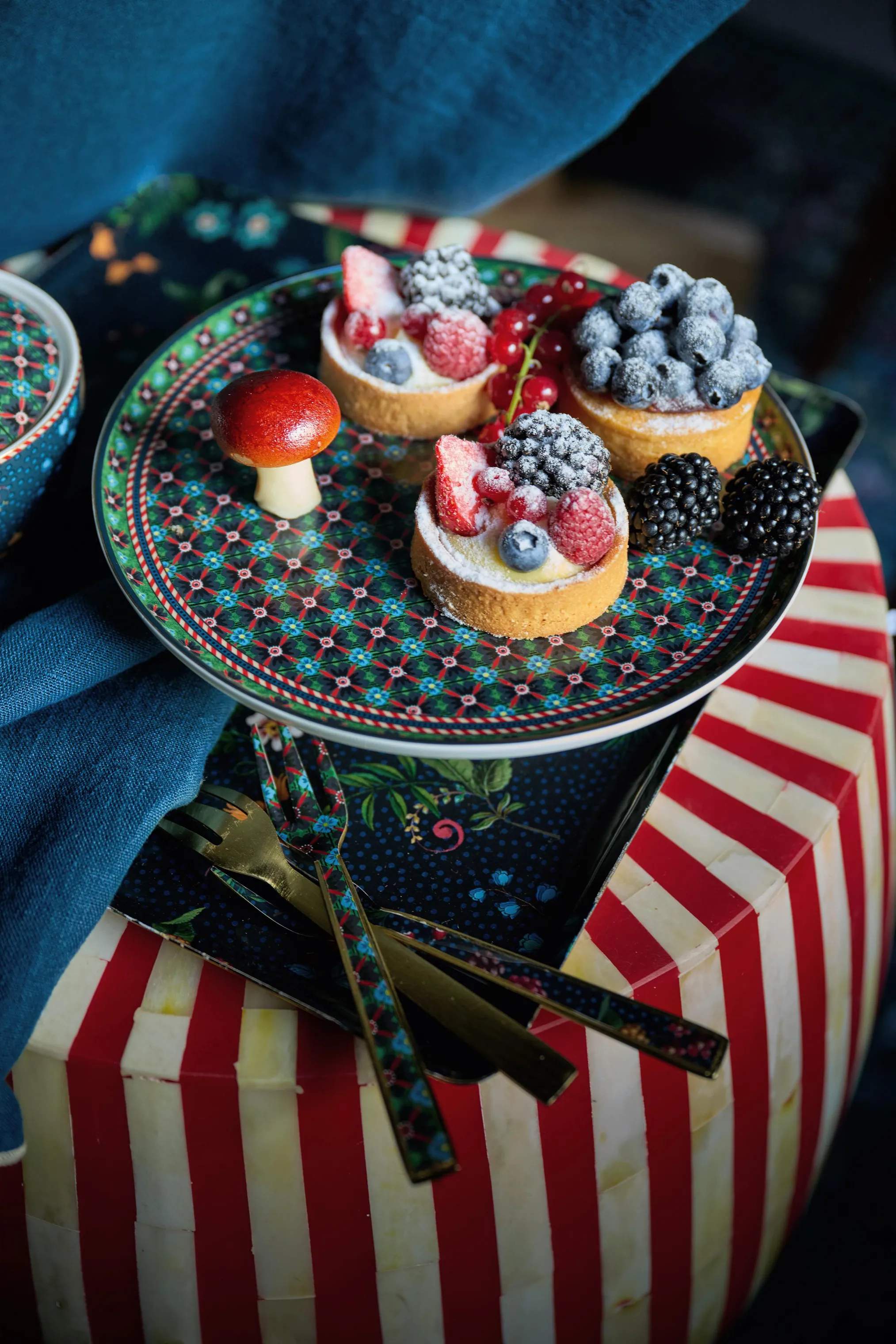 PIP Studio Lagkagefade Berry Blues Kageopsats i Blue, 2