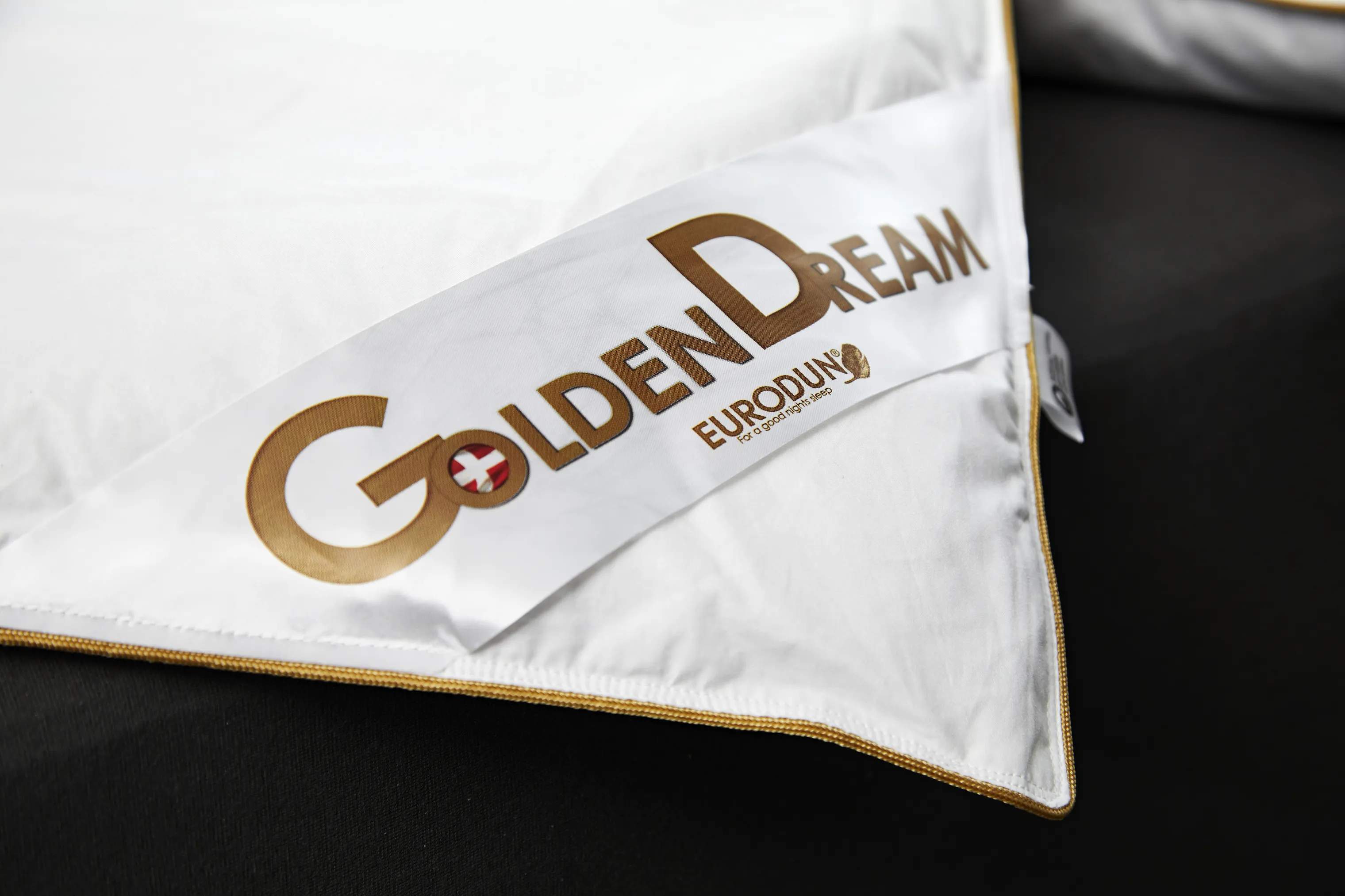 Eurodun Enkeltdyner Golden Dream  Helårsdyne i B135 x L220 cm, 2