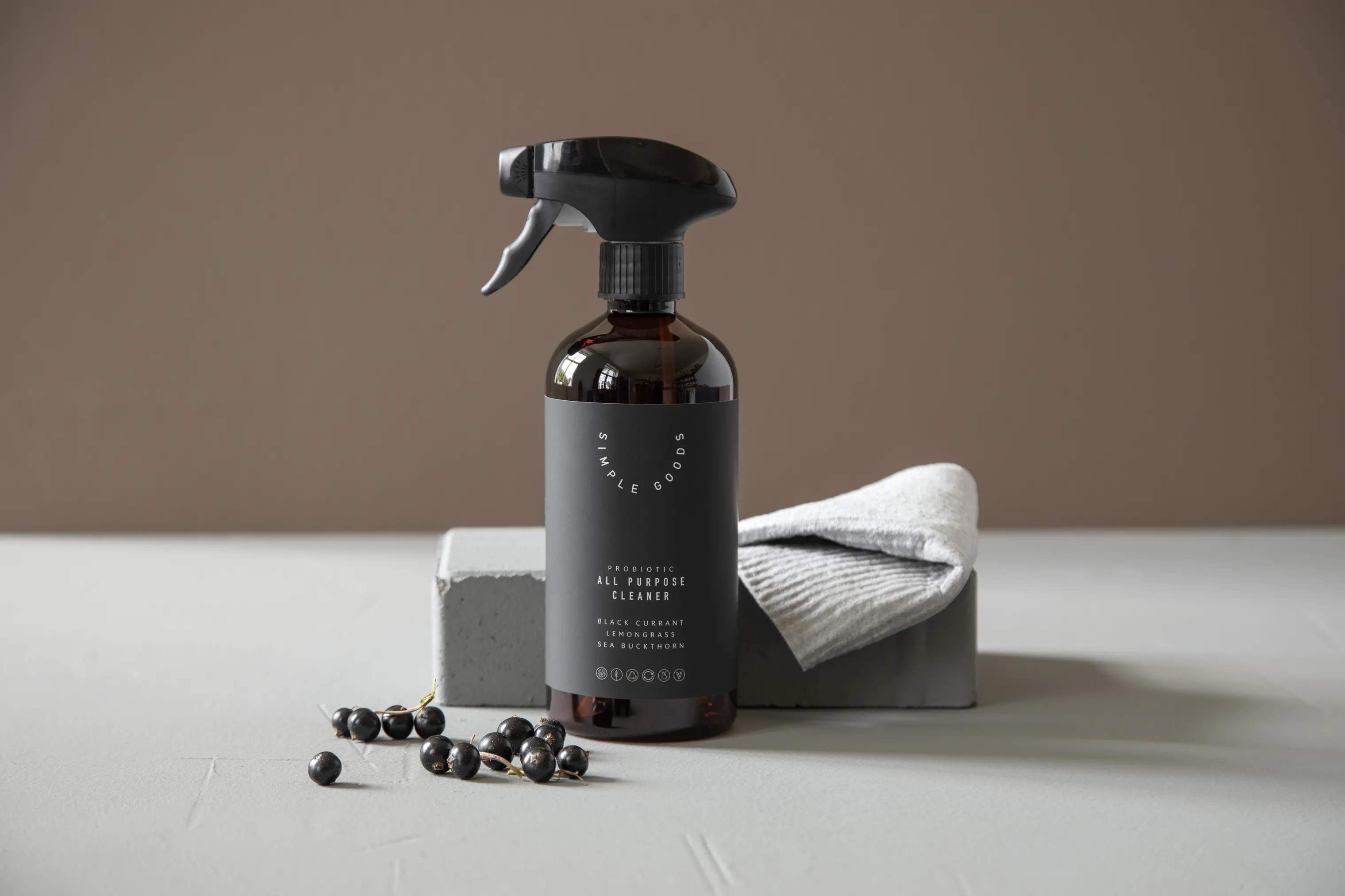 Simple Goods Rengøringsmidler All Purpose Cleaner i Solbær/citrongræs/havtorn, 2