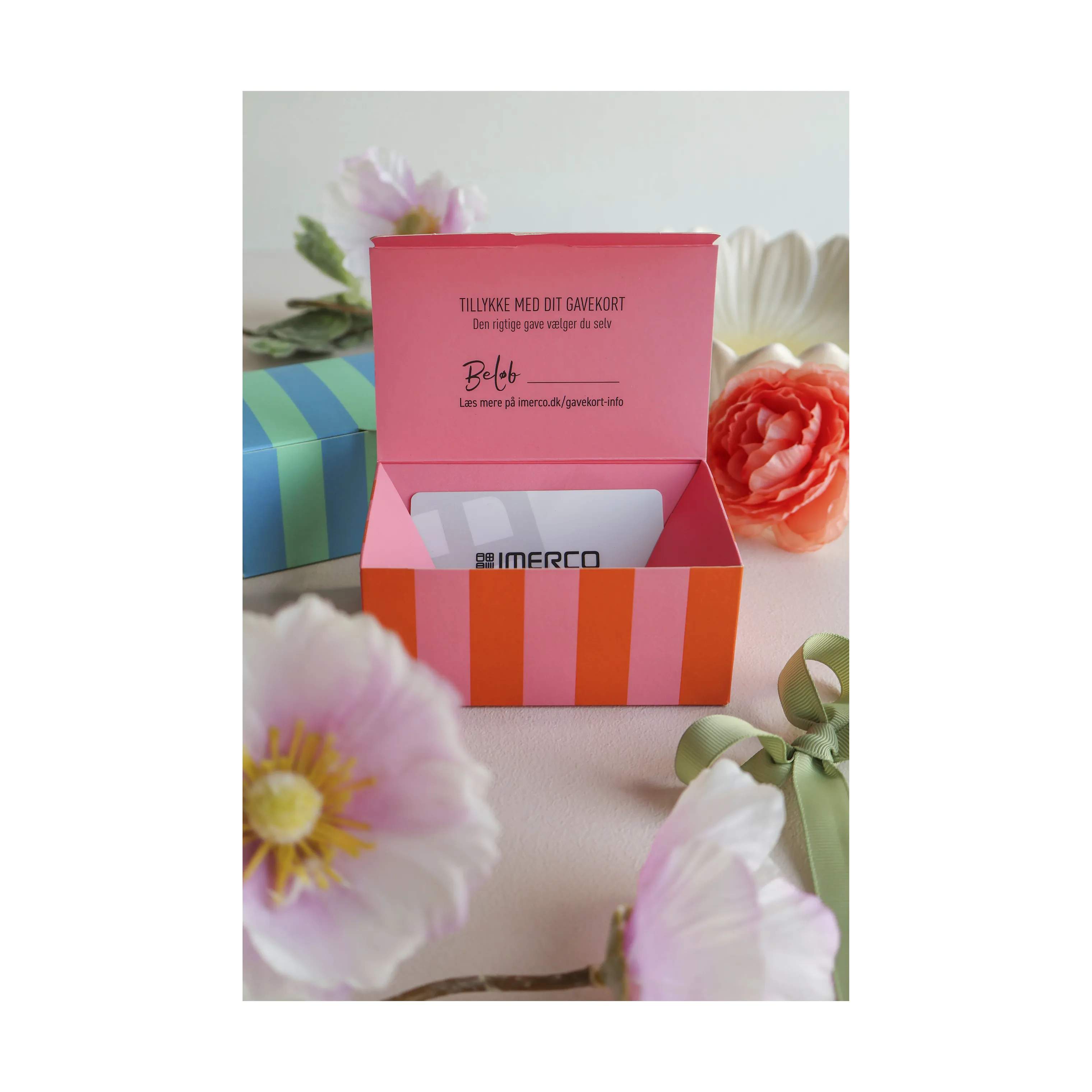Fysisk gavekort, orange/pink, large