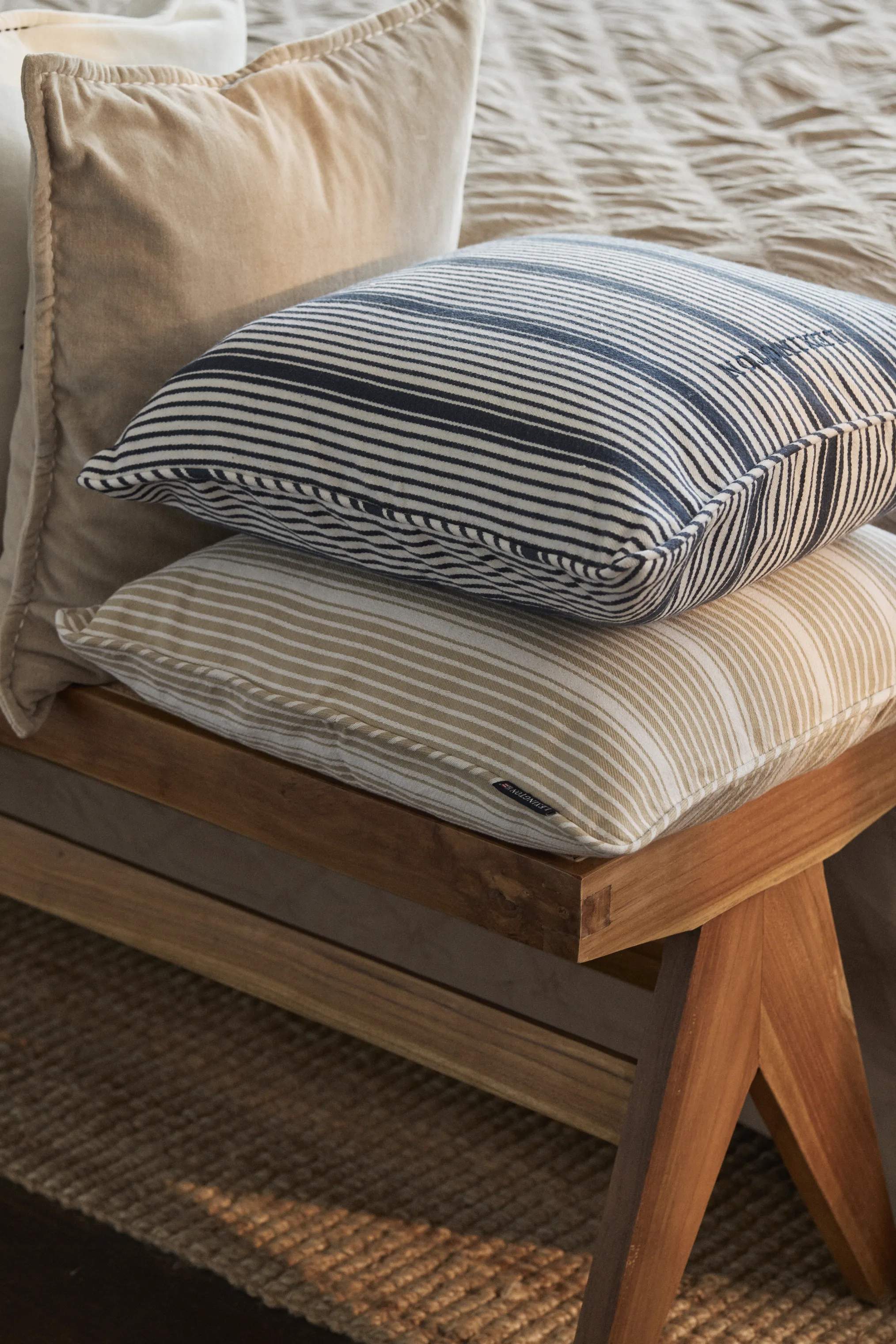 Lexington Pyntepudebetræk Icons Classic Pudebetræk i White/Navy, 2