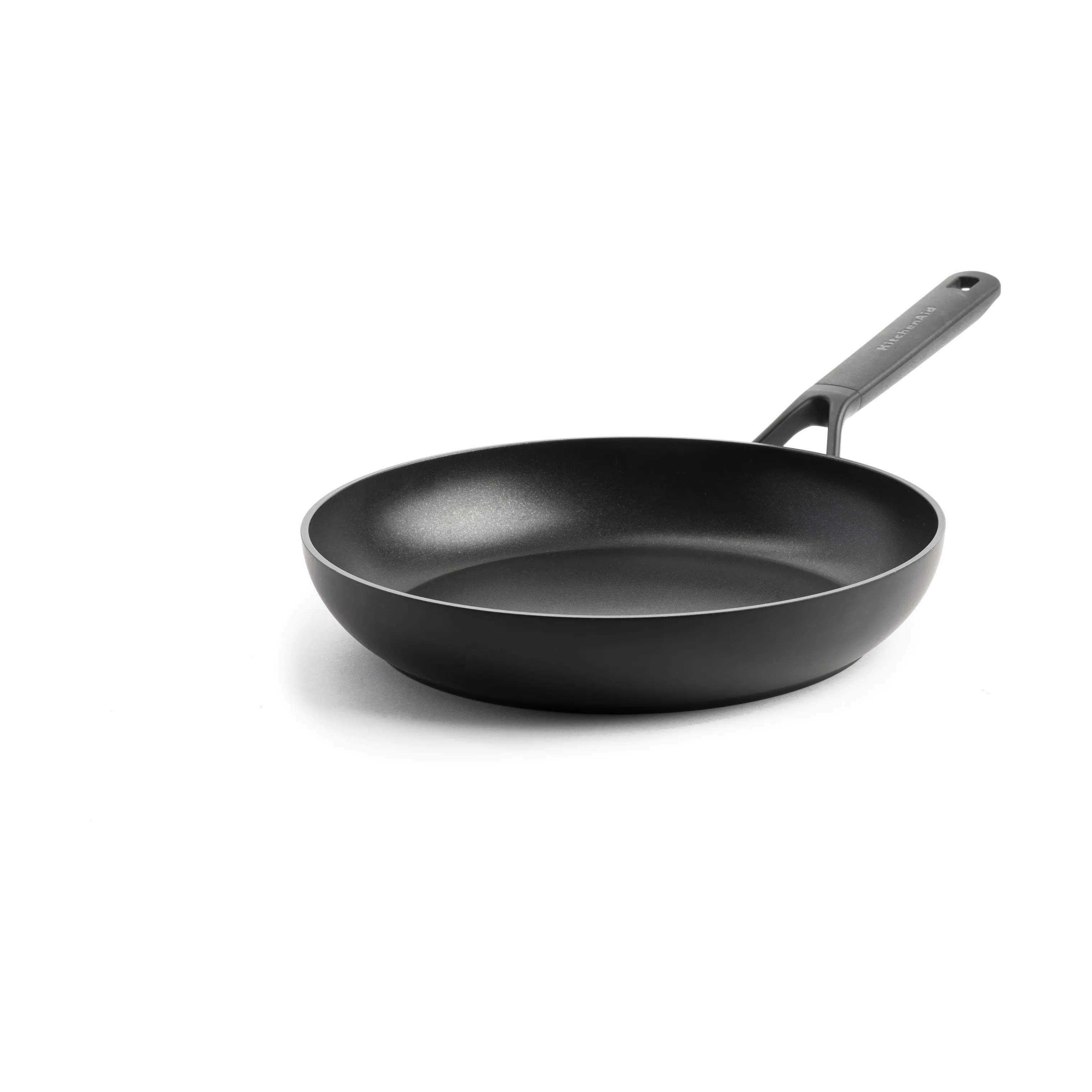 KitchenAid Stegepander Classic Stegepandesæt - 2 dele i Sort, Ø 24/28 cm, 4