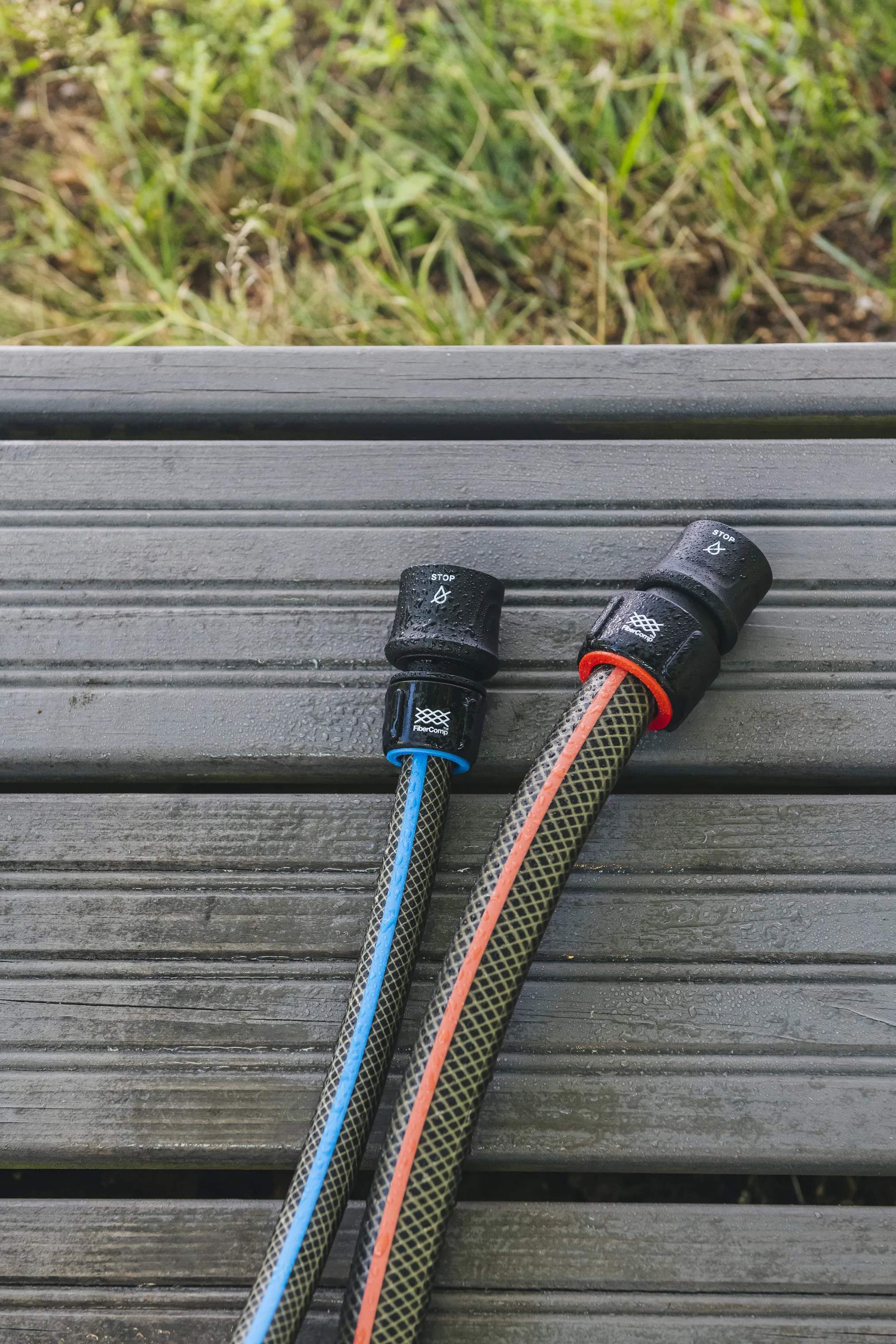 Fiskars Haveslanger FiberComp Kvikkobling i Sort, 2