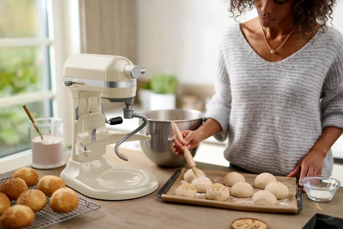 KitchenAid Røremaskiner Artisan Køkkenmaskine 5KSM60SPXEAC i Almond creme, 3