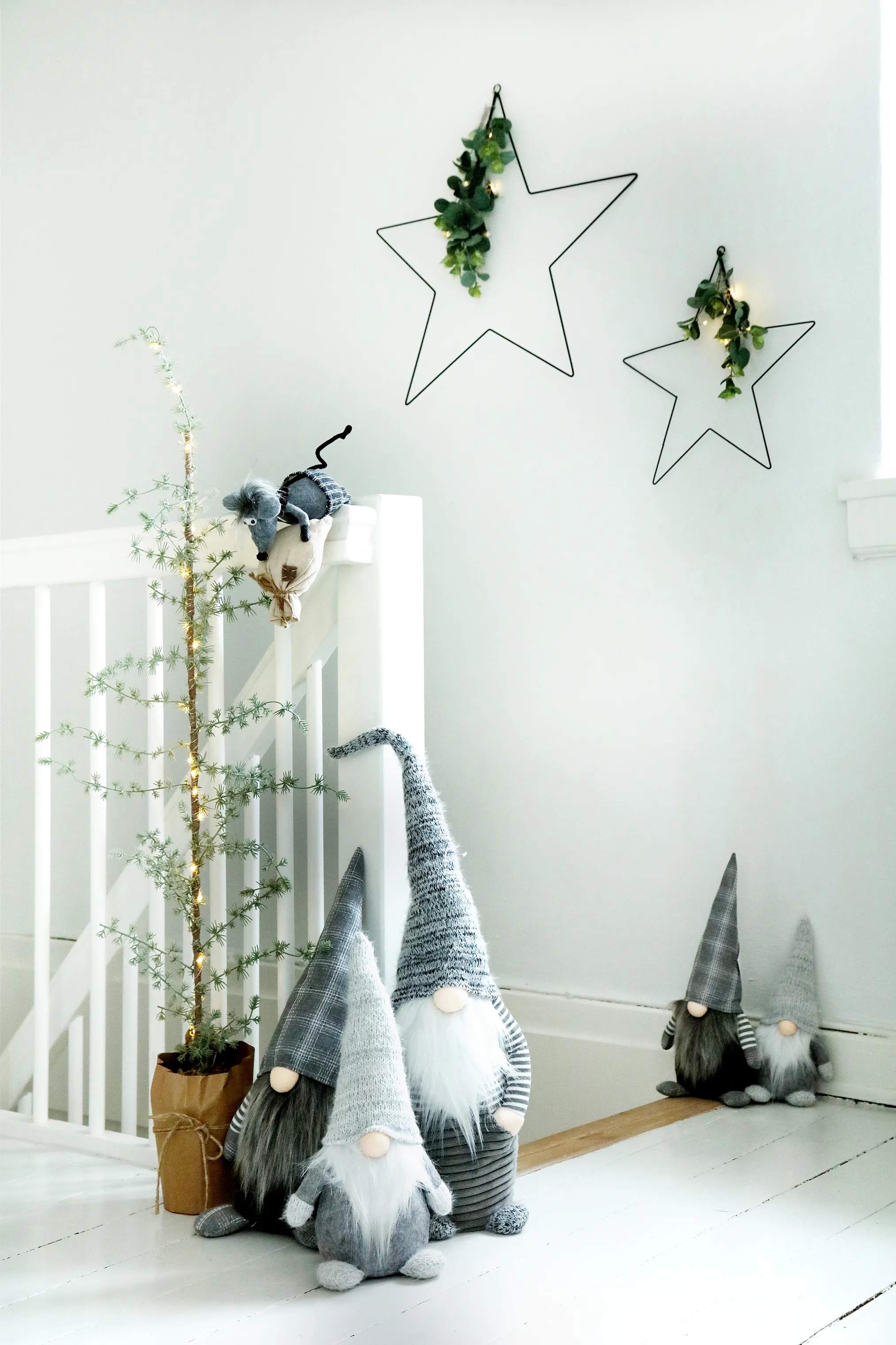 Casa Christmas Lysdekoration LED Stjerne i Sort/grøn, 60 cm, 2