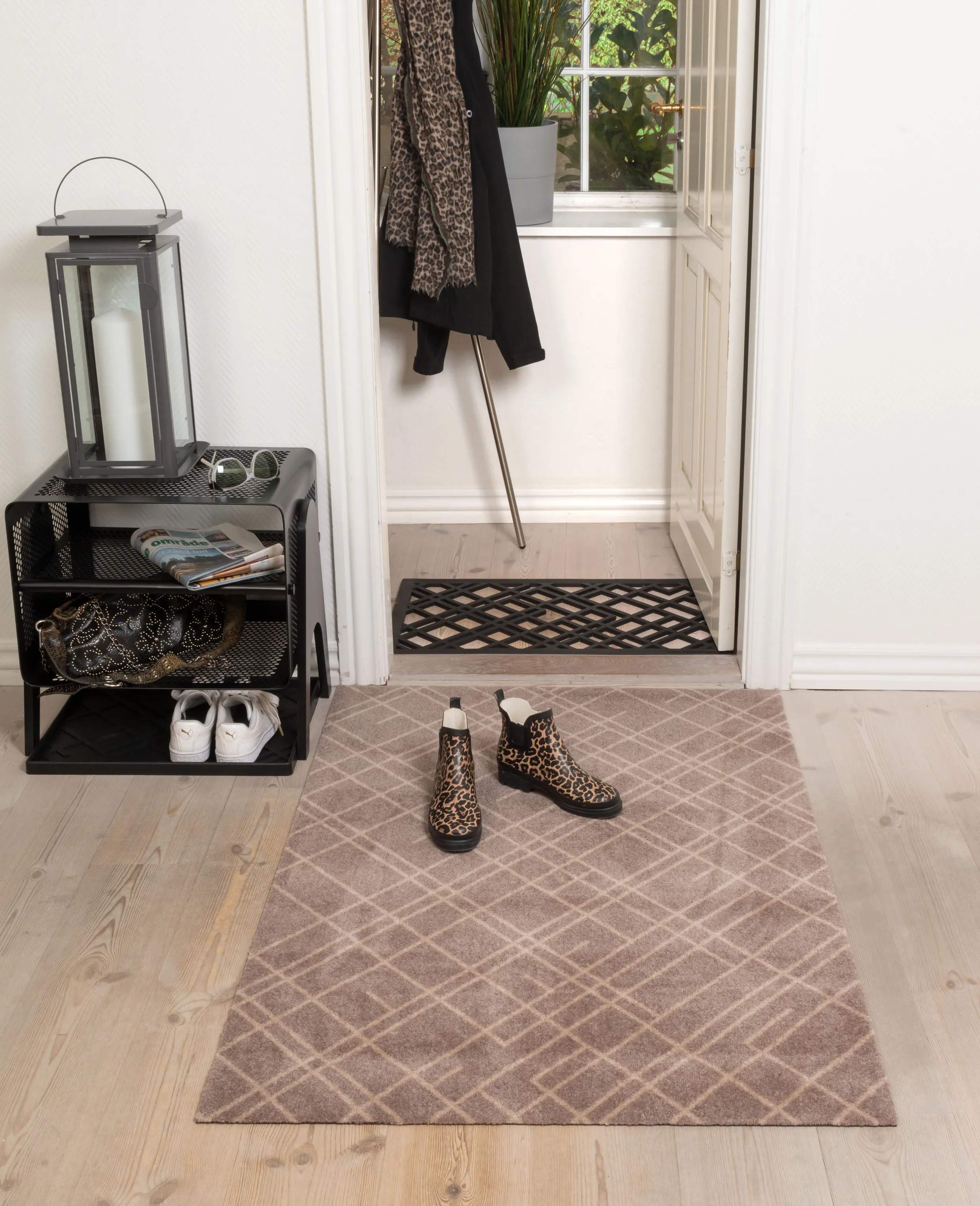 Tica Copenhagen Gulvtæpper Lines Gulvtæppe i Sand, B90 x L130 cm, 2