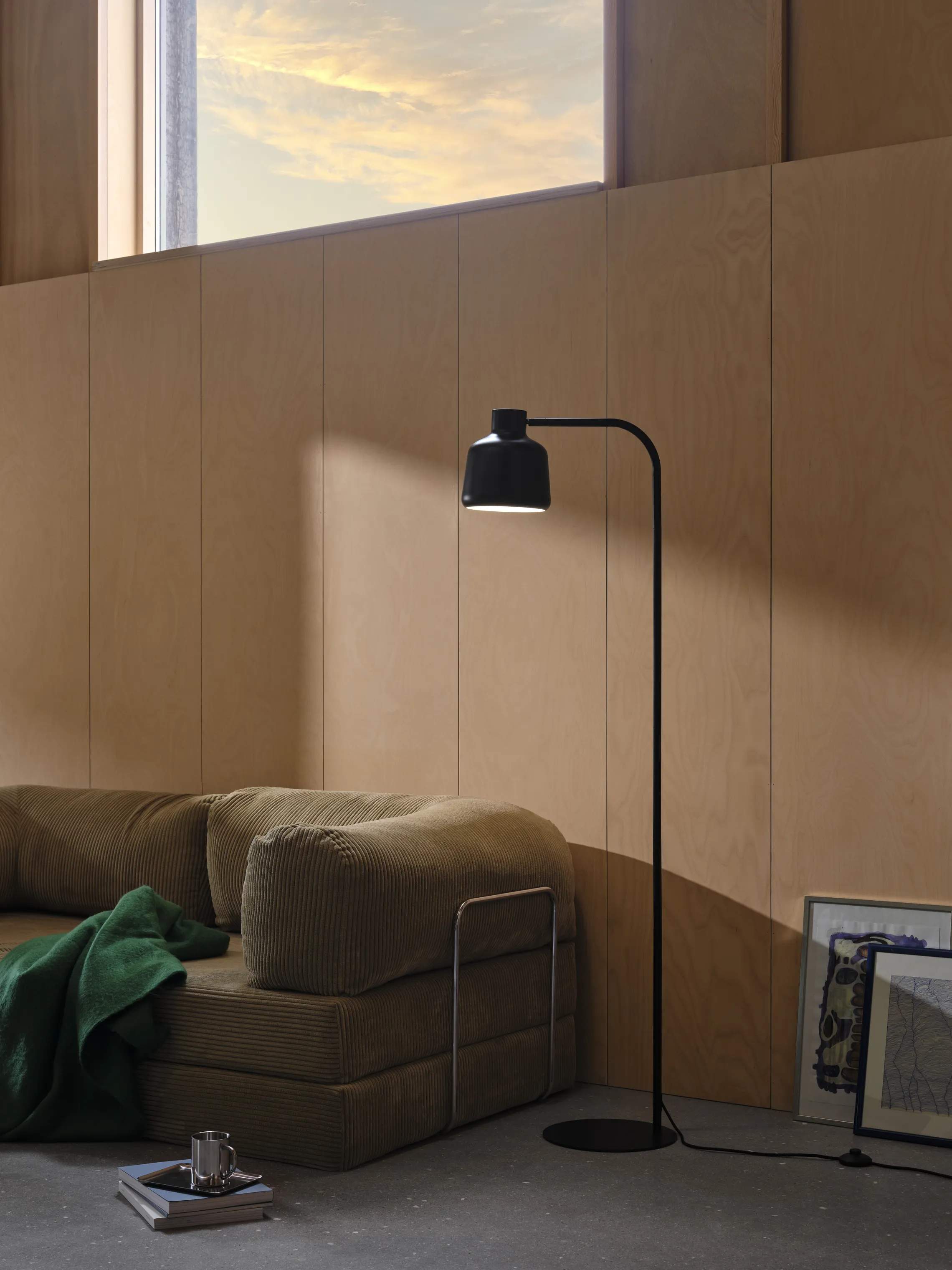 Nordlux Gulvlamper Louella Gulvlampe i Sort, 2