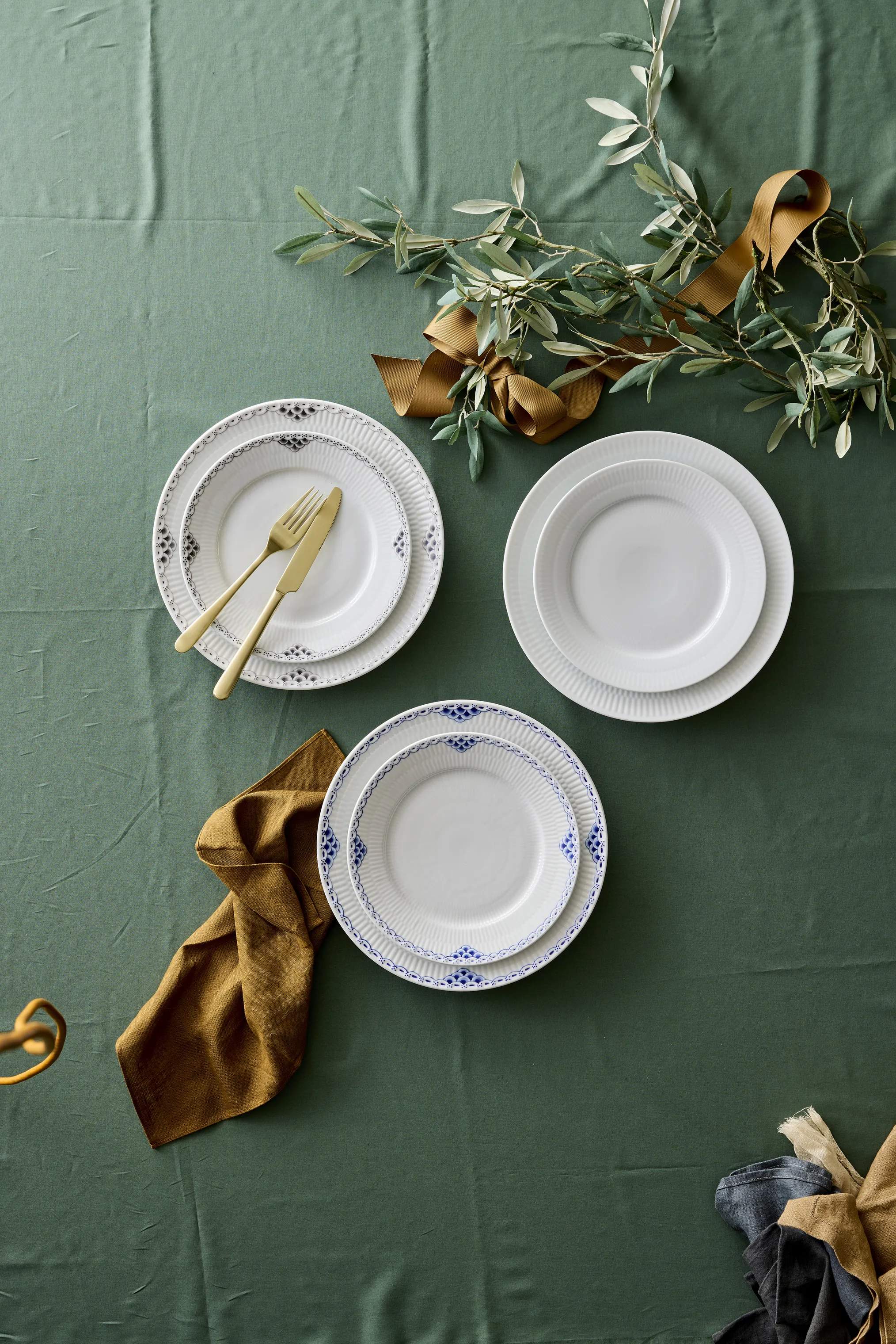 Royal Copenhagen Frokosttallerkener Sort Riflet Blonde Frokosttallerken i Sort/hvid, 2