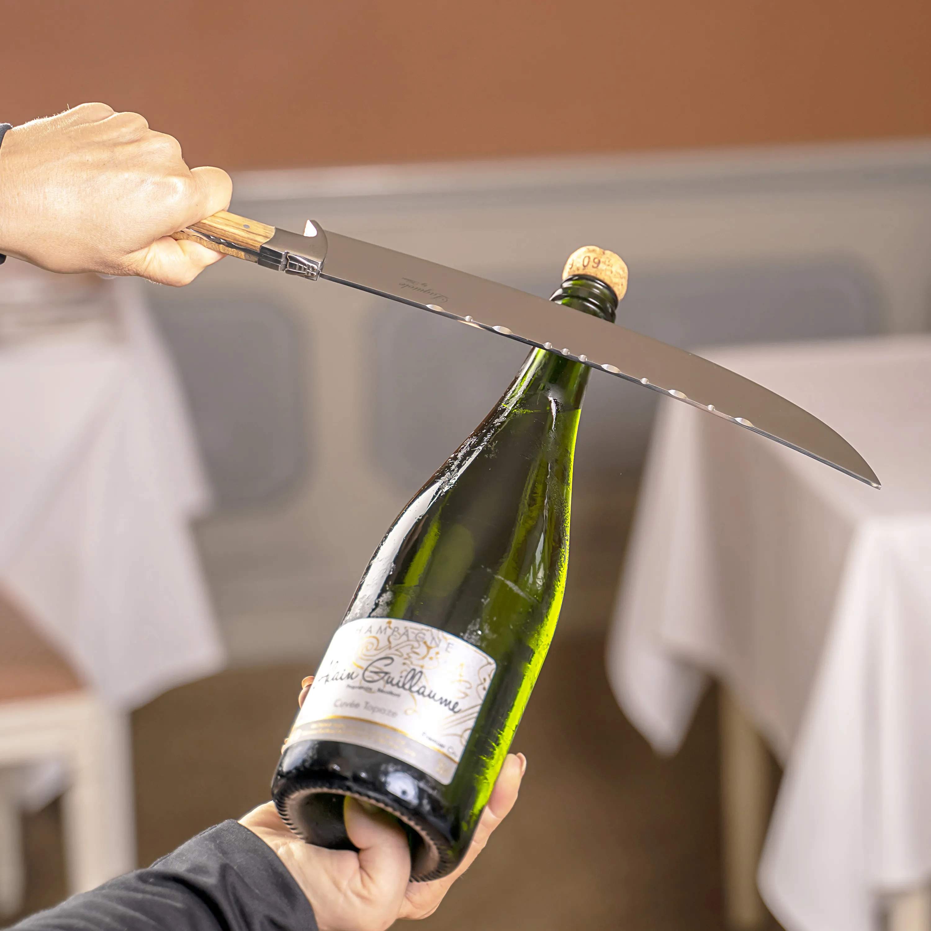 Laguiole By Hâws
 Champagnesabler Laguiole by Hâws Champagnesabel i Træ/stål, 3