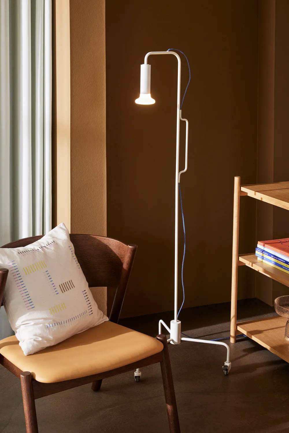 Hübsch Gulvlamper Ido Gulvlampe i Lysegrå, 3