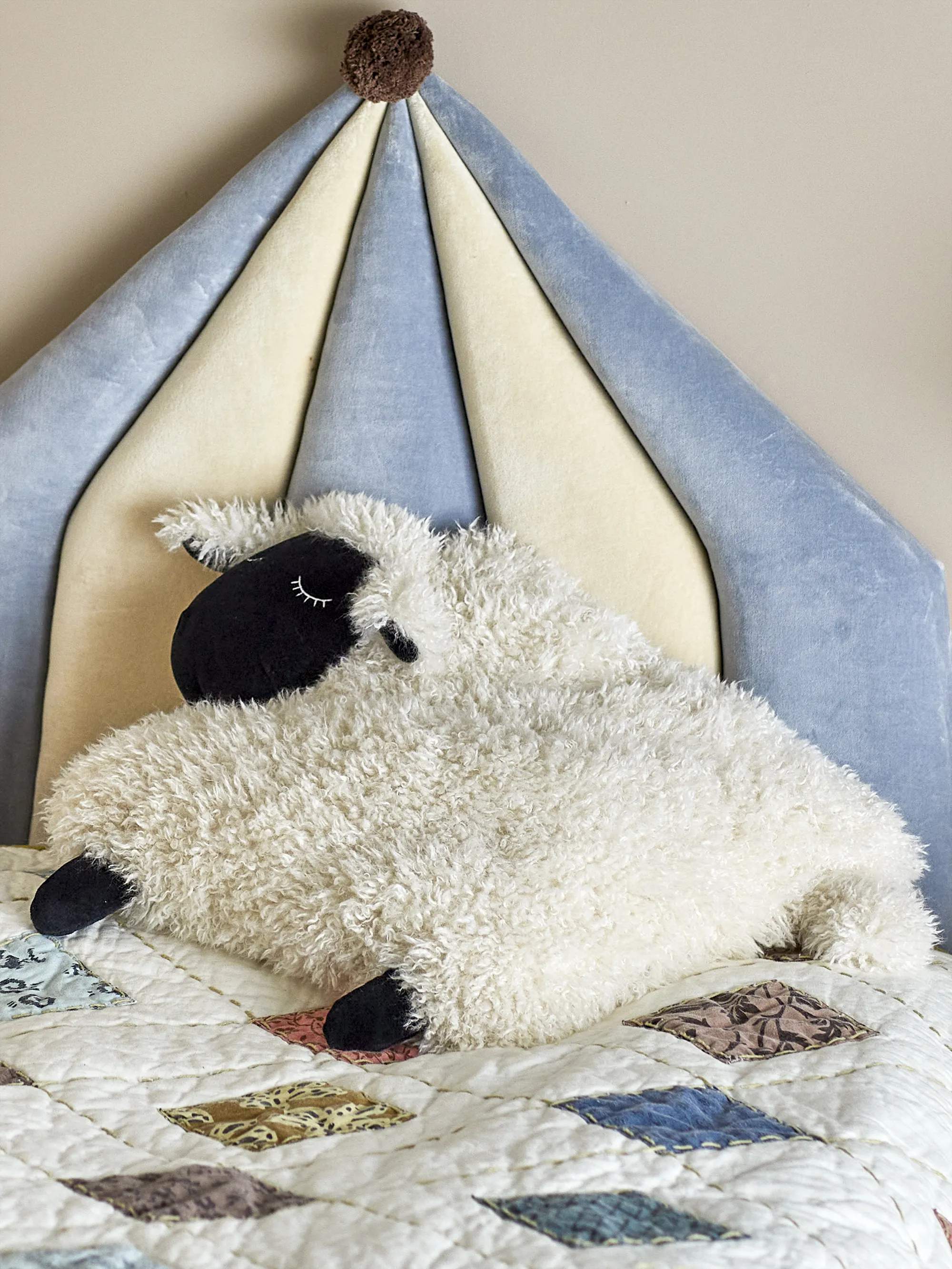 Bloomingville Mini Til børneværelset Mini Dolly Pude i Hvid, 2
