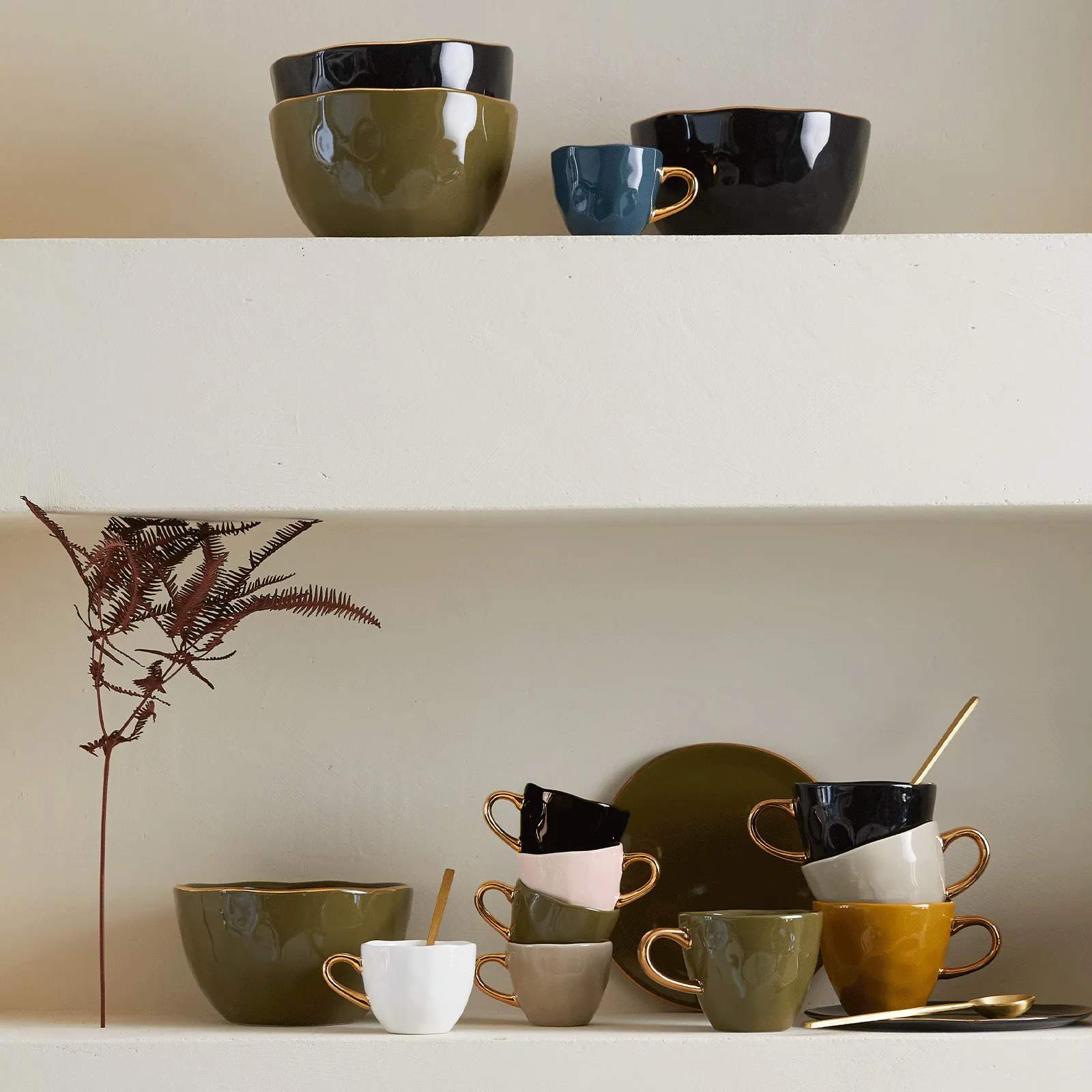 Urban Nature Culture Krus og kopper med hank Good Morning Cappuccino Kop i Fir Green, 2