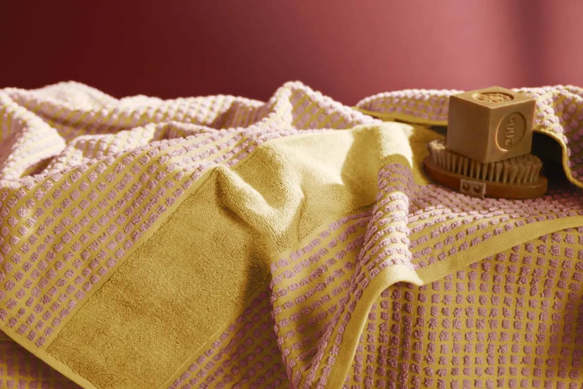 Juna Håndklæder Check Håndklæde i Gul/Pink, B70 x L140 cm, 3