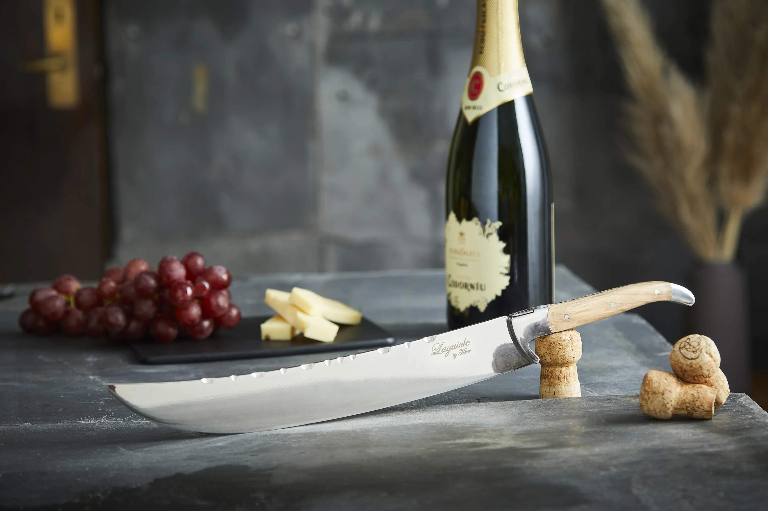 Laguiole By Hâws
 Champagnesabler Laguiole by Hâws Champagnesabel i Træ/stål, 4