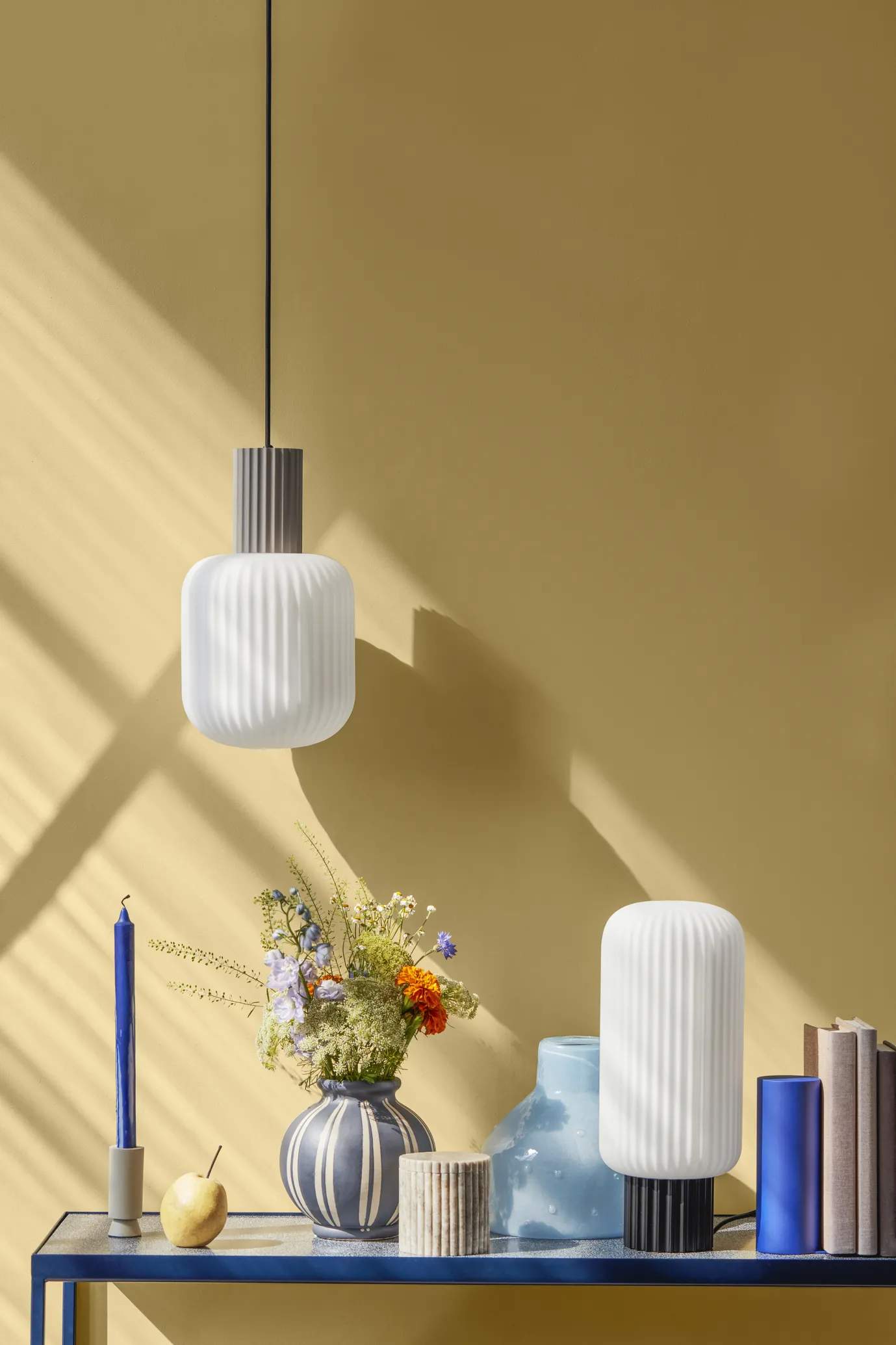 Broste Copenhagen Bordlamper Lolly Bordlampe i Hvid/sort, 2
