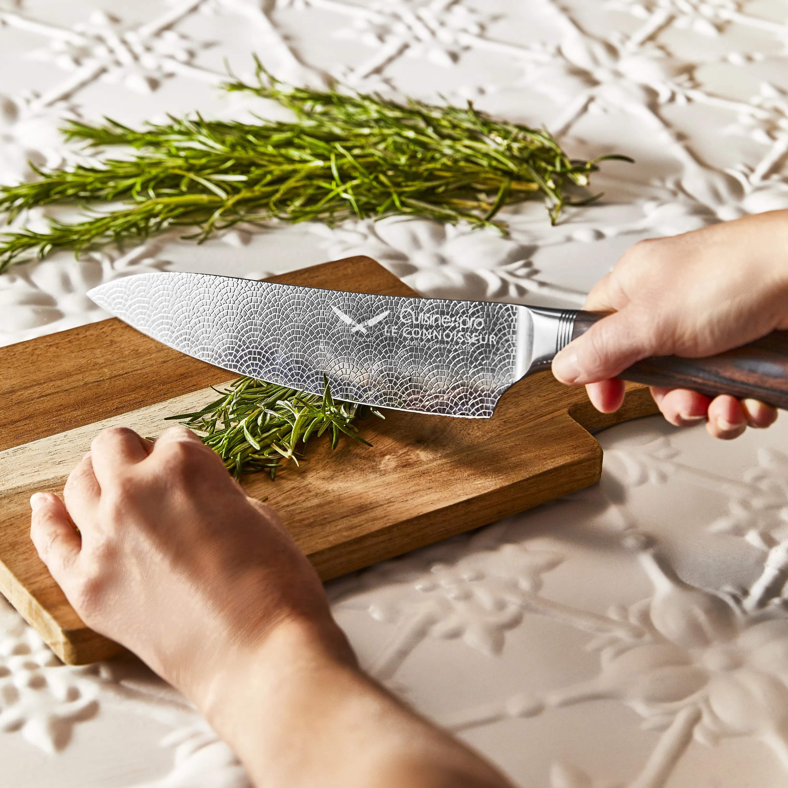 THE CUSTOM CHEF™ Kokkeknive Cuisine::pro Le Connoisseur Kokkekniv i Brun, 20 cm, 3