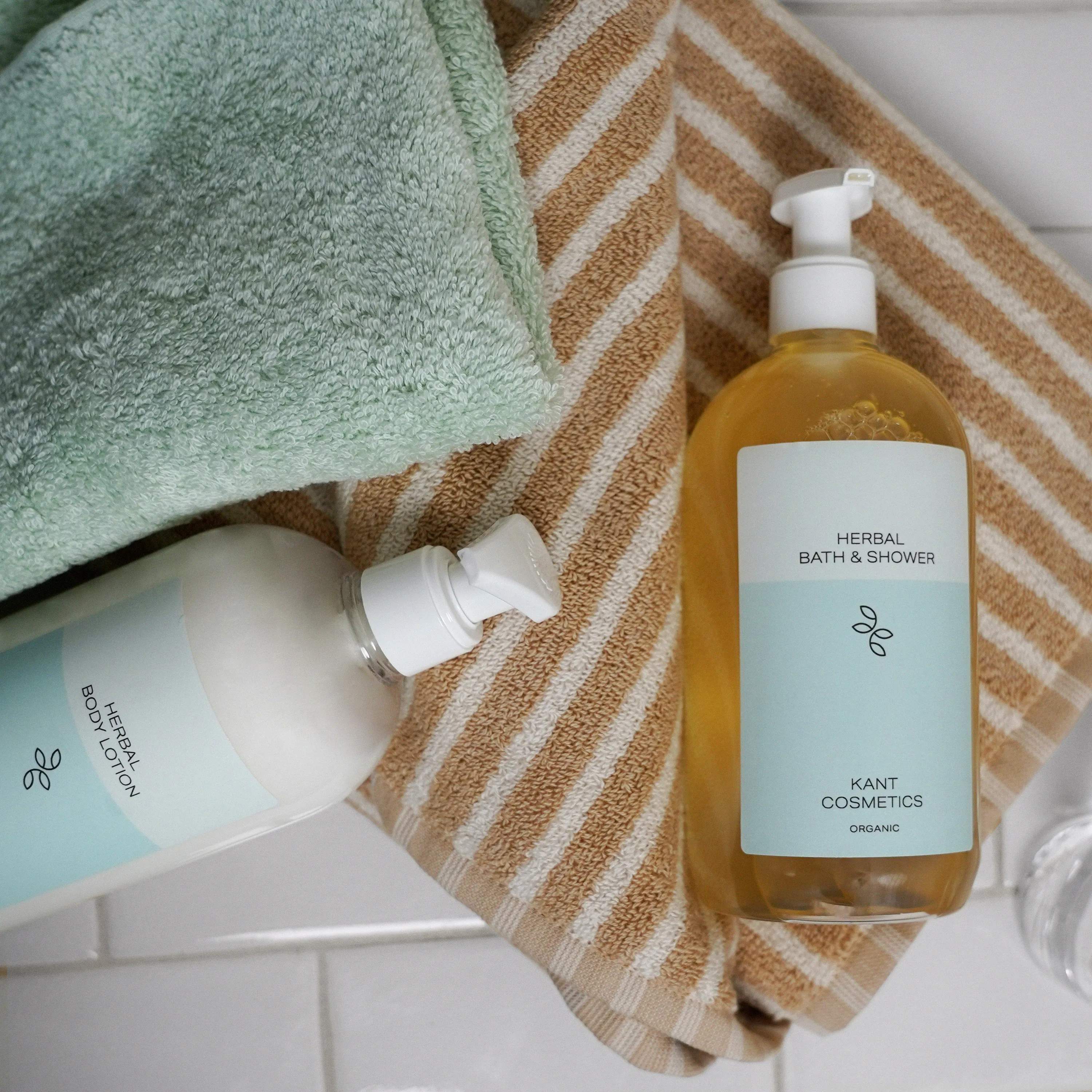 Kant Cosmetics Kropspleje Herbal Body Lotion i Klar, 4