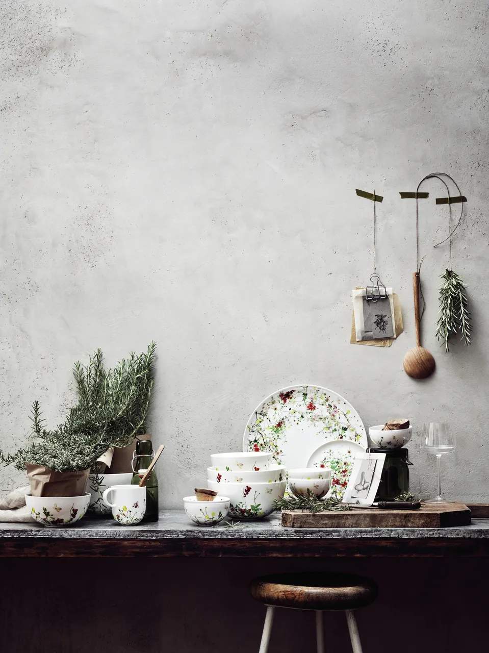 Rosenthal Krus og kopper med hank Brillance Fleurs Sauvages Krus i Hvid / Multifarvet, 2