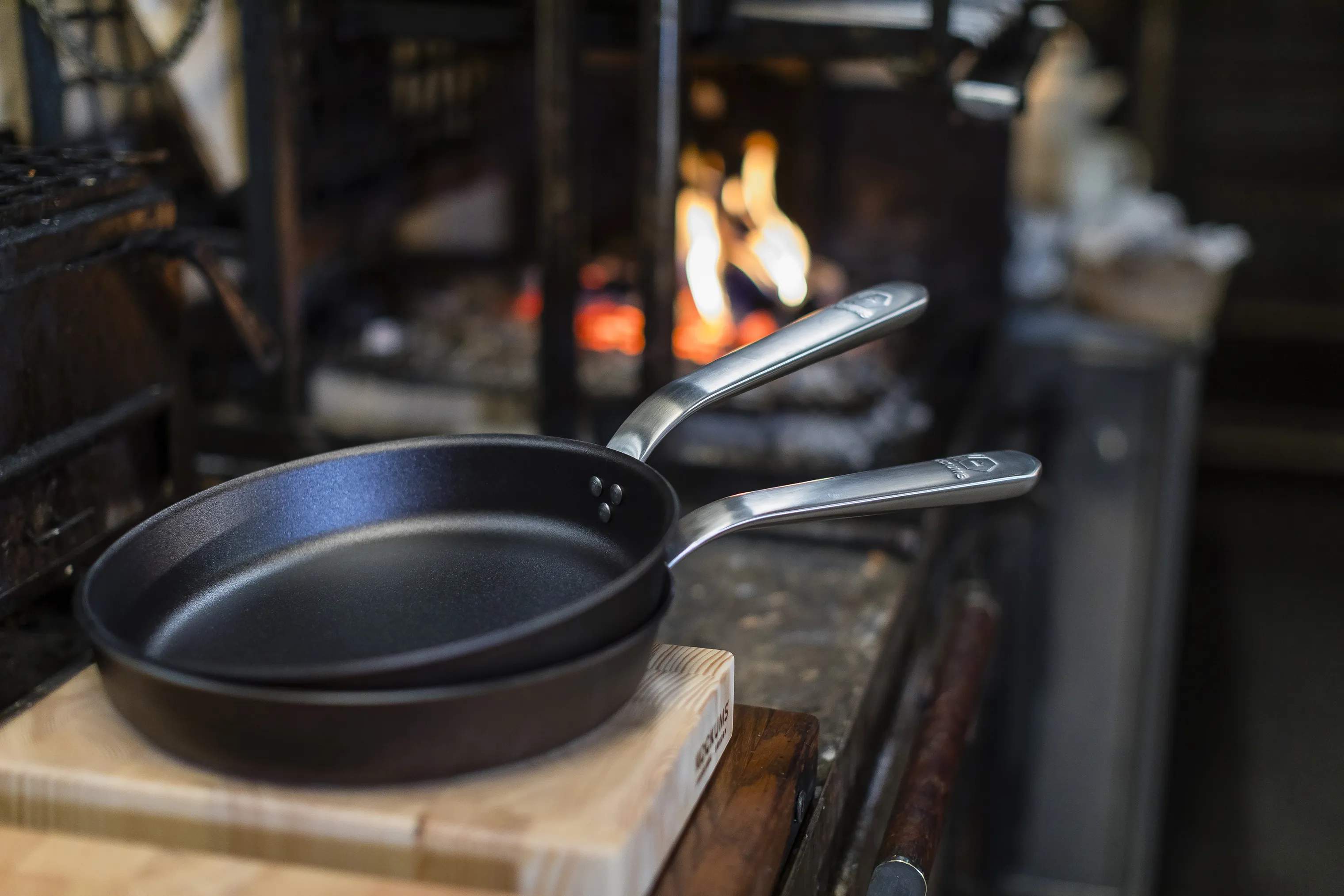 Kockums Jernverk Stegepander Stegepande i Sort/kulstof stål, 24 cm, 1