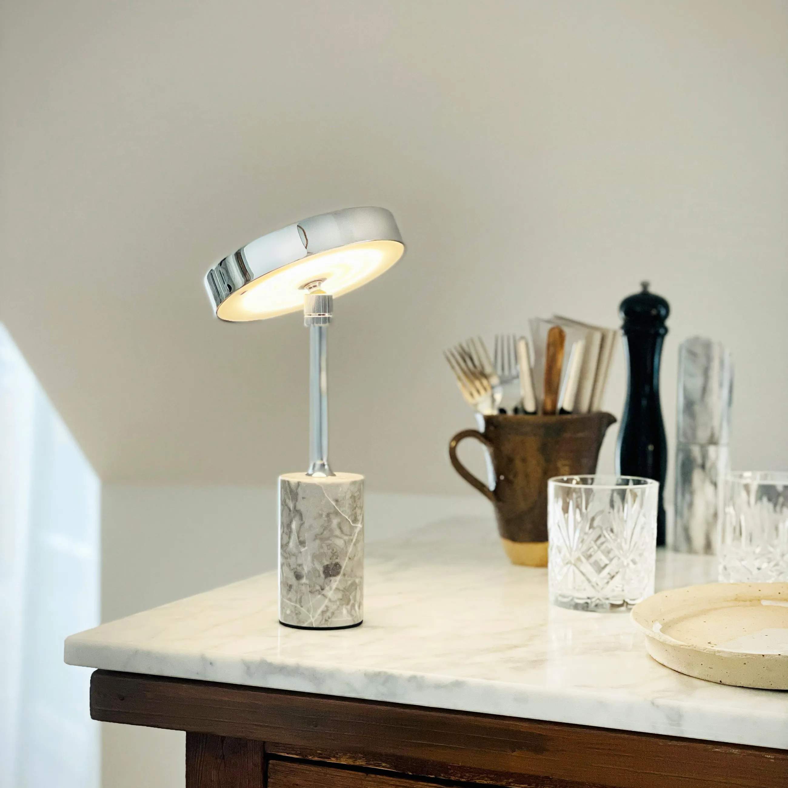 Dyberg Larsen Bordlamper Starlight Bordlampe i Krom/ Grå marmor, 2
