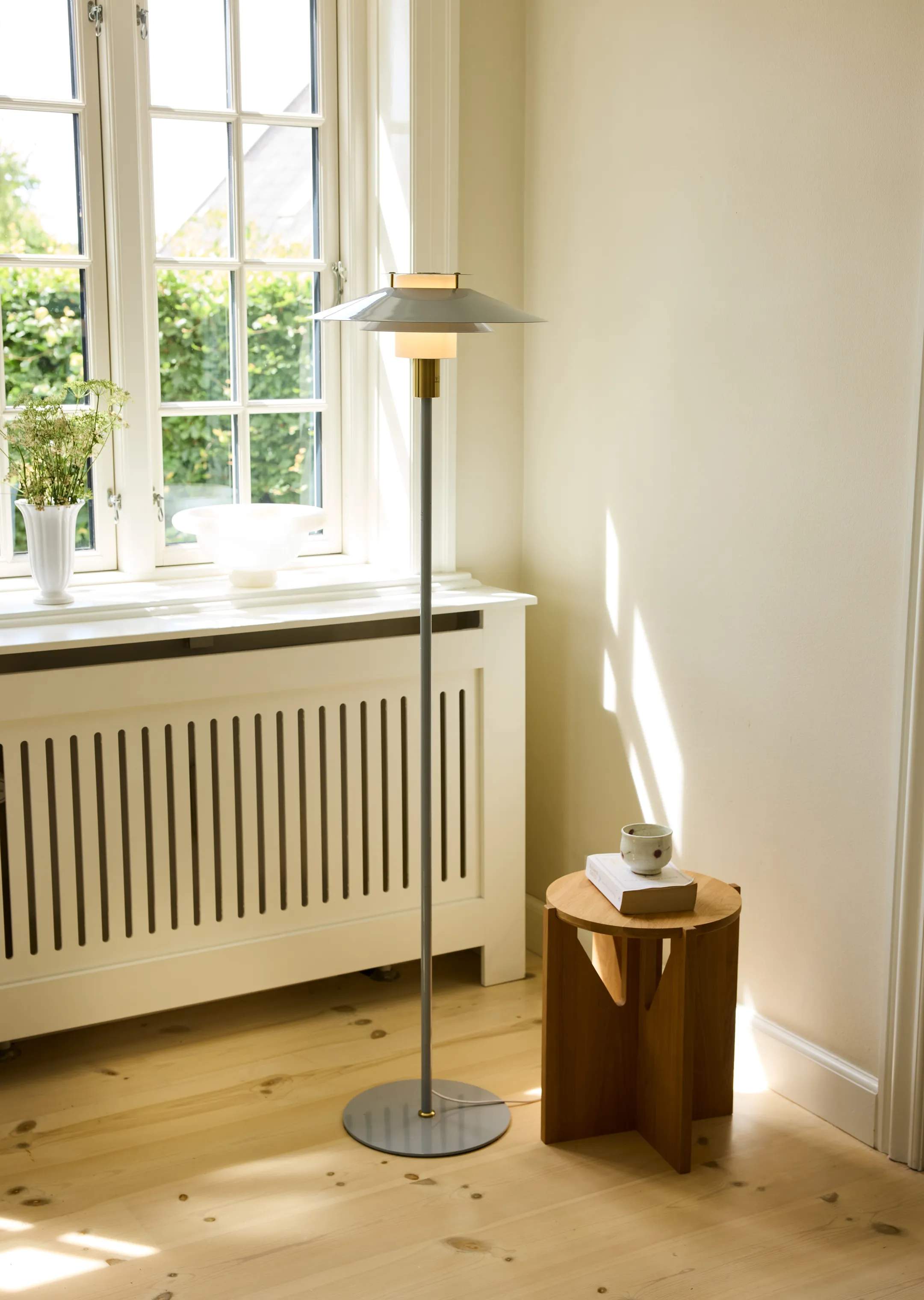 Halo Design Gulvlamper Rivoli Gulvlampe i Lysegrå, 2