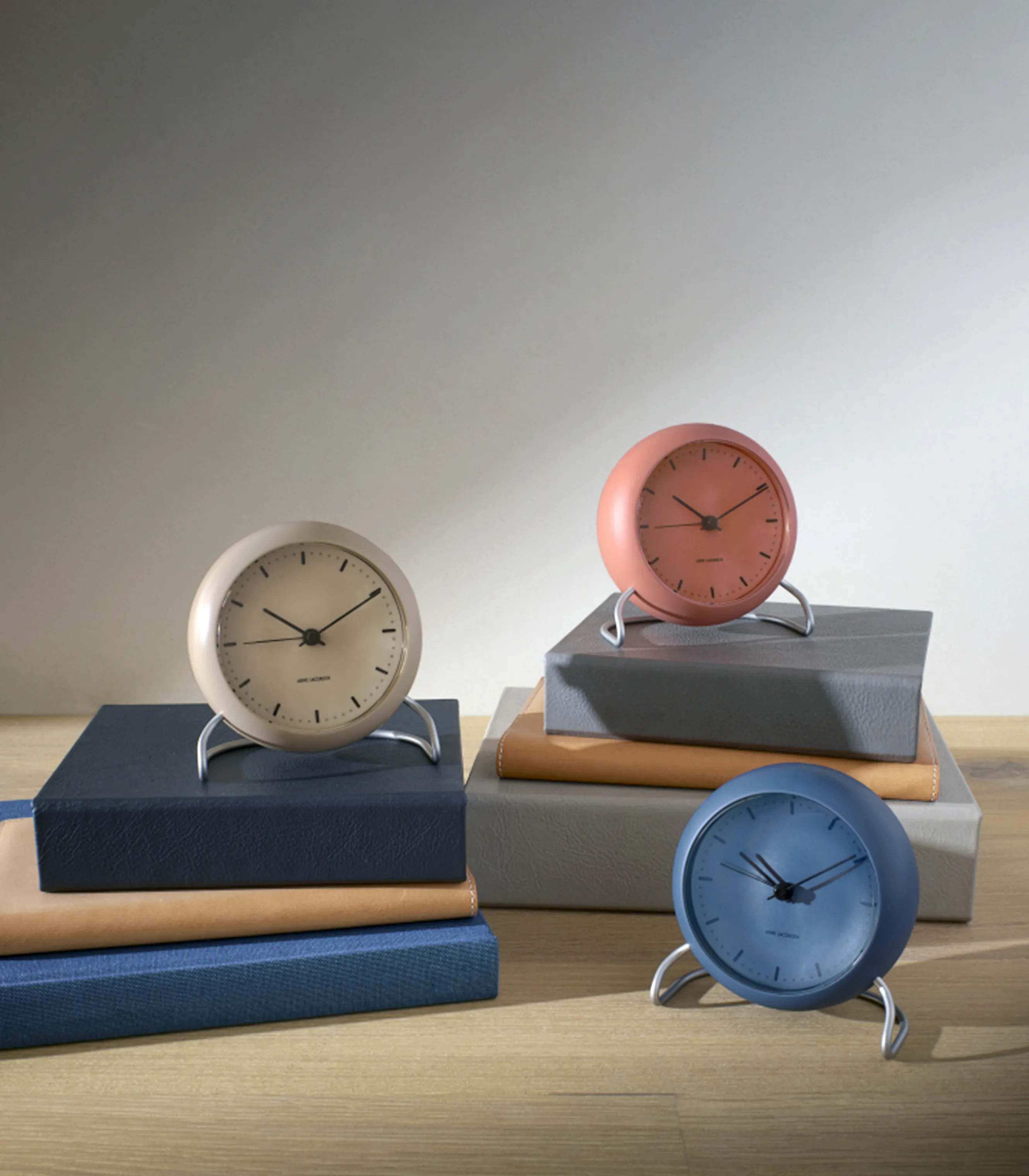 Arne Jacobsen Bordure City Hall Bordur i Stone blue, 2