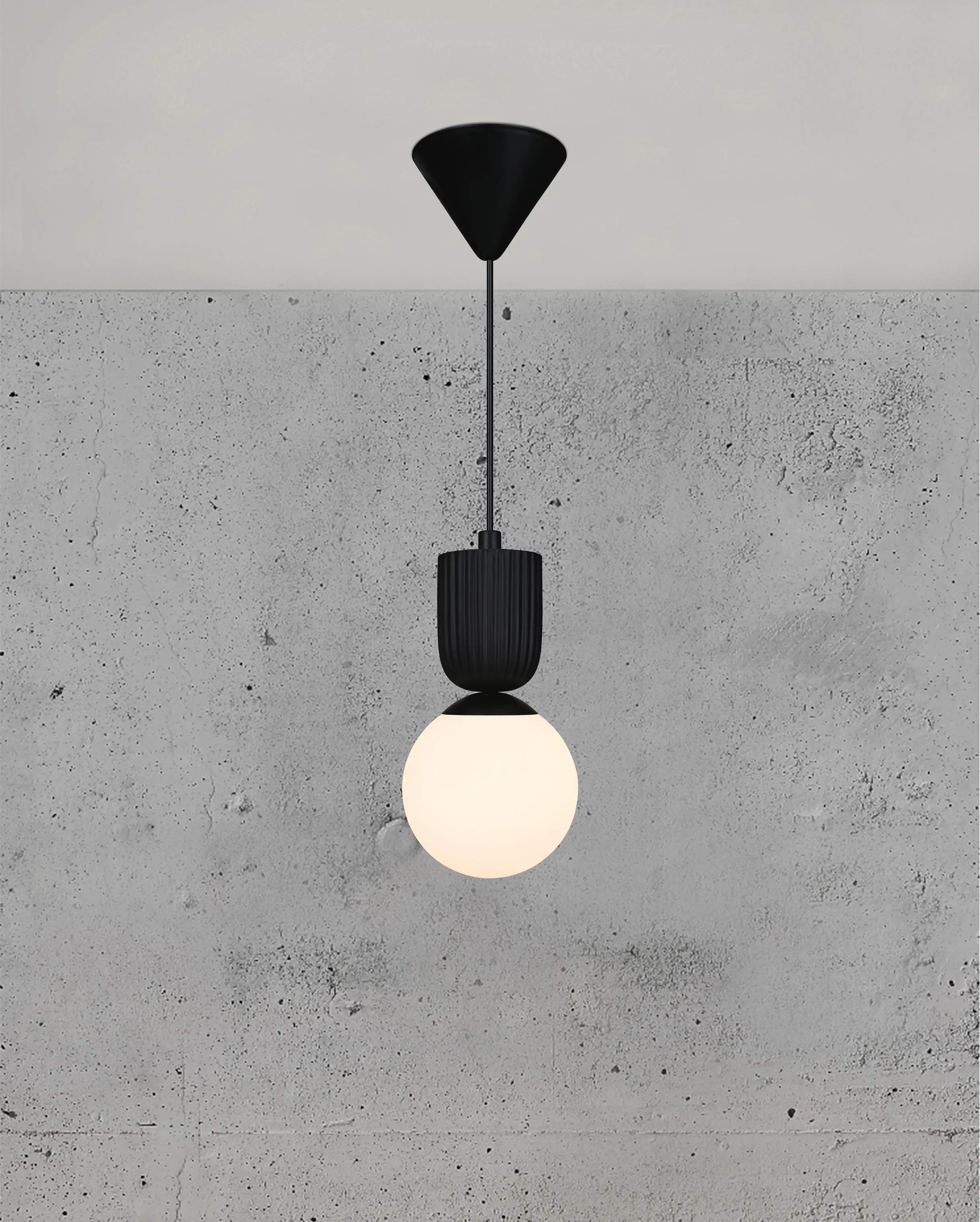 Nordlux Pendler Sadie Pendel i Sort / Opal, 2