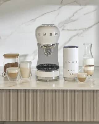 Smeg Espressomaskiner 50's style Espressomaskine med mælkeskummer i hvid, 2