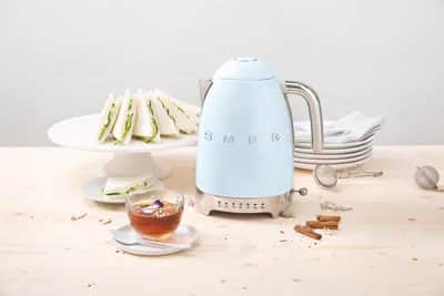 Smeg Elkedler 50's Style Elkedel KLF04PBEU i Pastelblå, 2