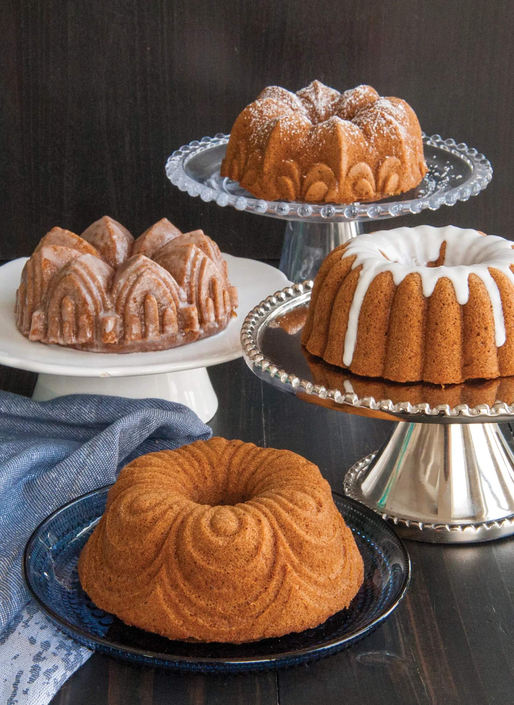 Nordic Ware Øvrige bageforme Bundt Quartet Kageform i Guldfarvet, 3
