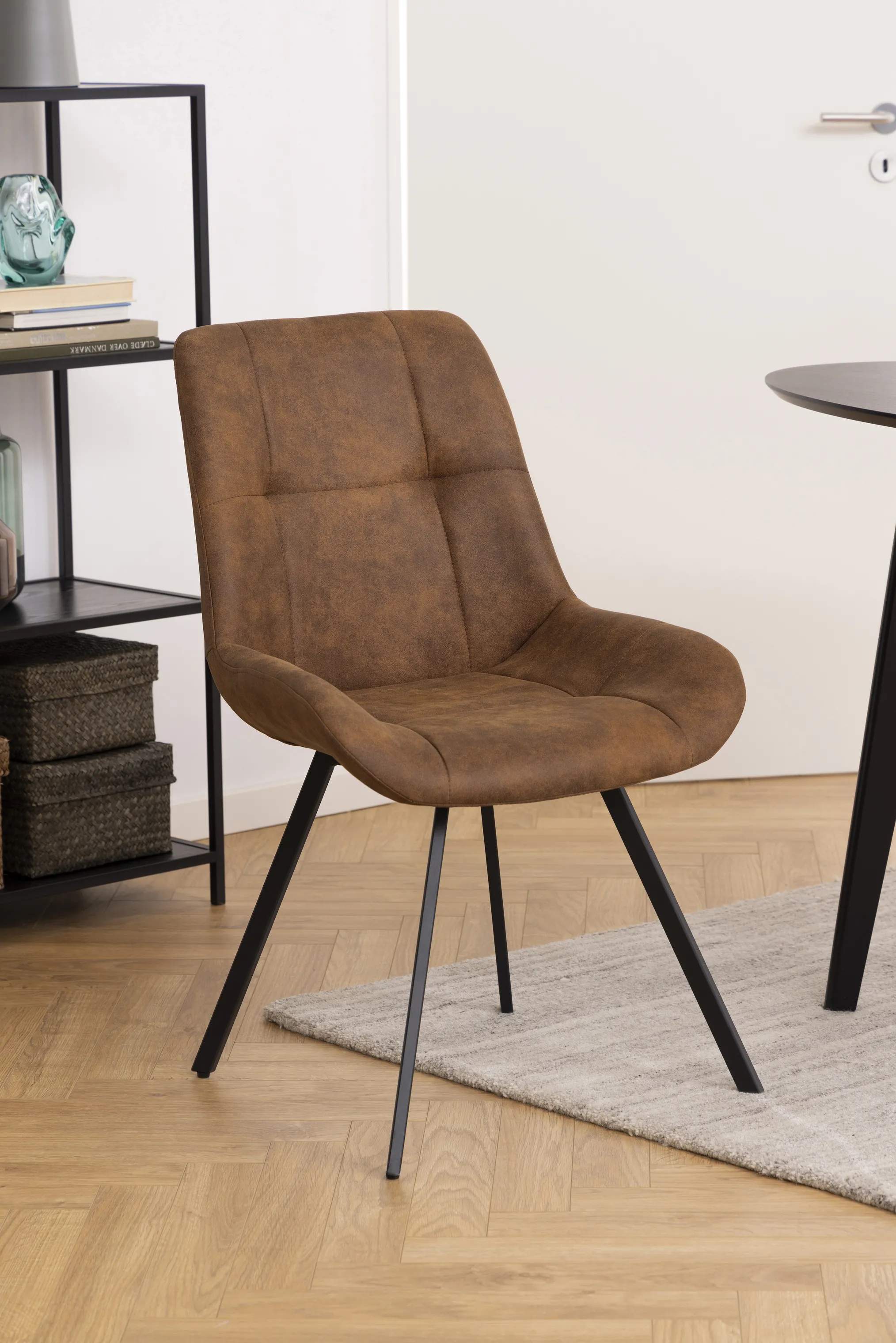 CASA Living Spisebordsstole Waylor Spisebordsstol - 2 stk. i camel/sort, 3