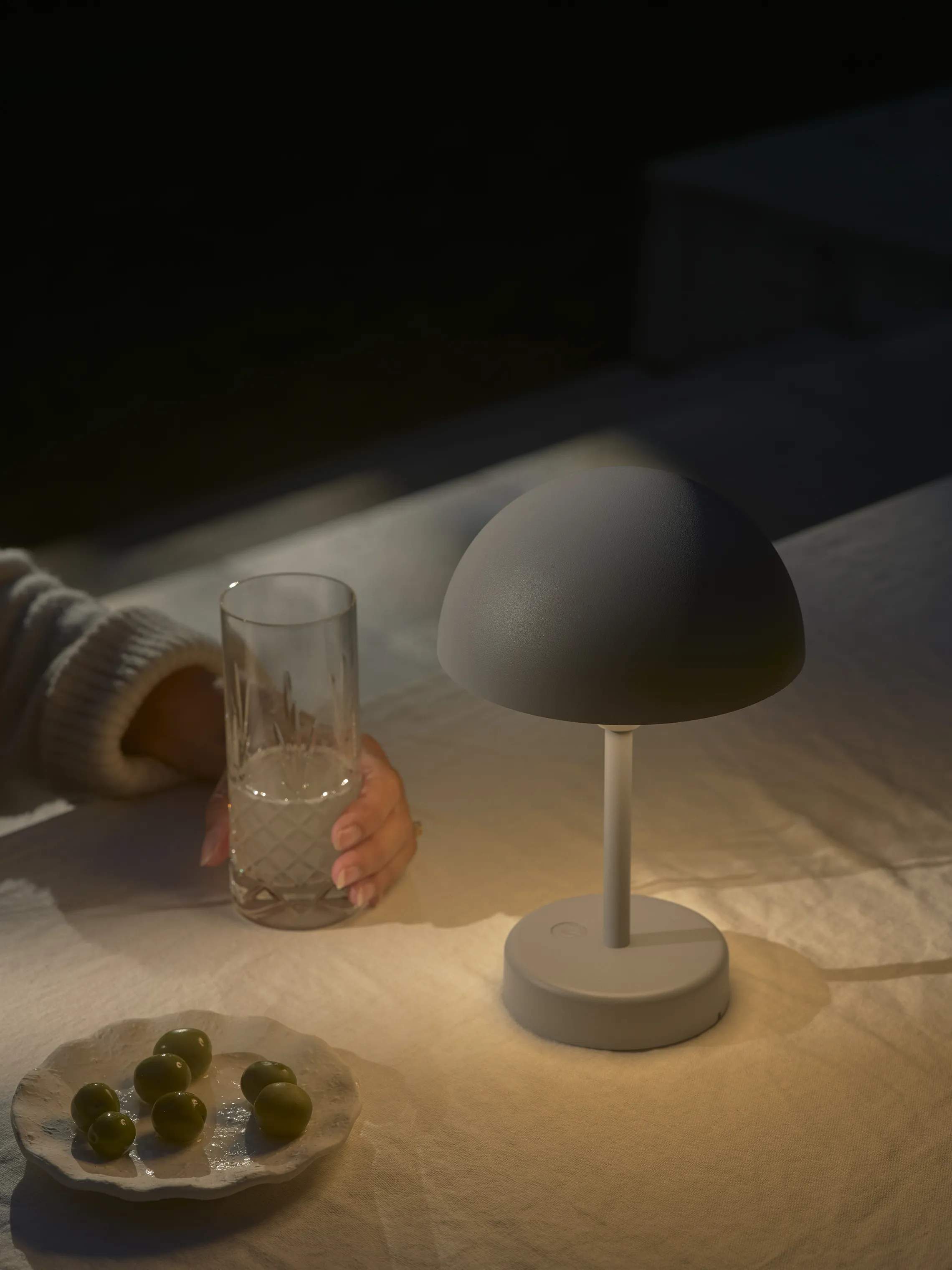 Nordlux Bordlamper Ellen Genopladelig Bordlampe i Hvid, 2