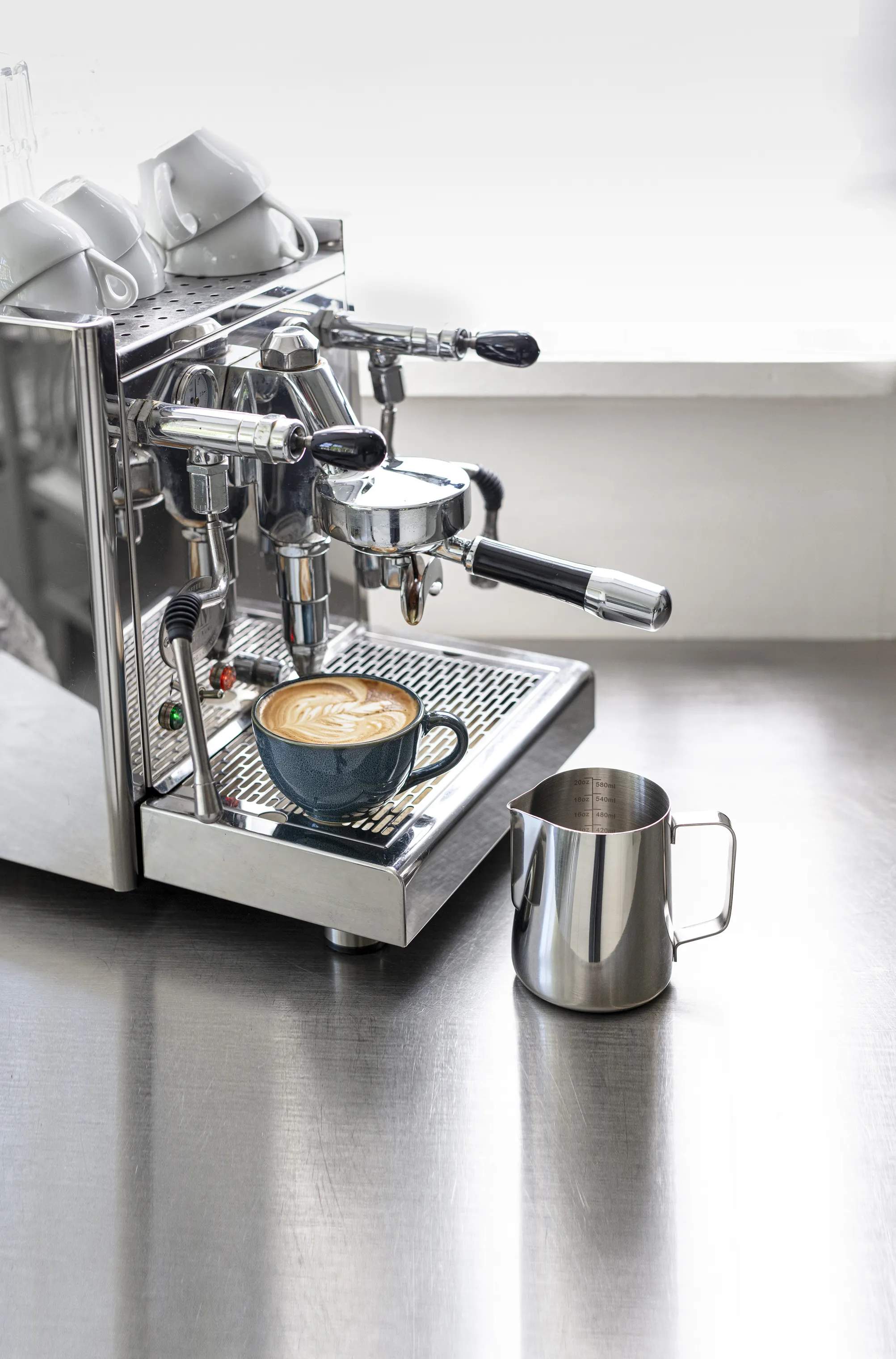 Cook & Baker Baristaudstyr Mælkekande i Stål, 580 ml, 2